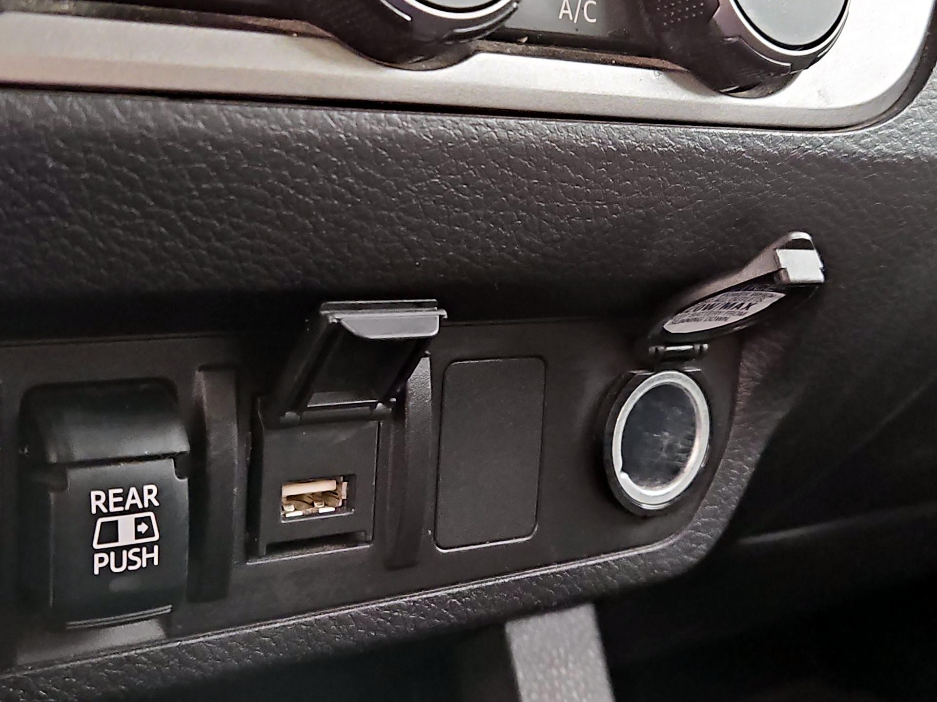 Thumbnail: 2023 Toyota Tacoma - 18