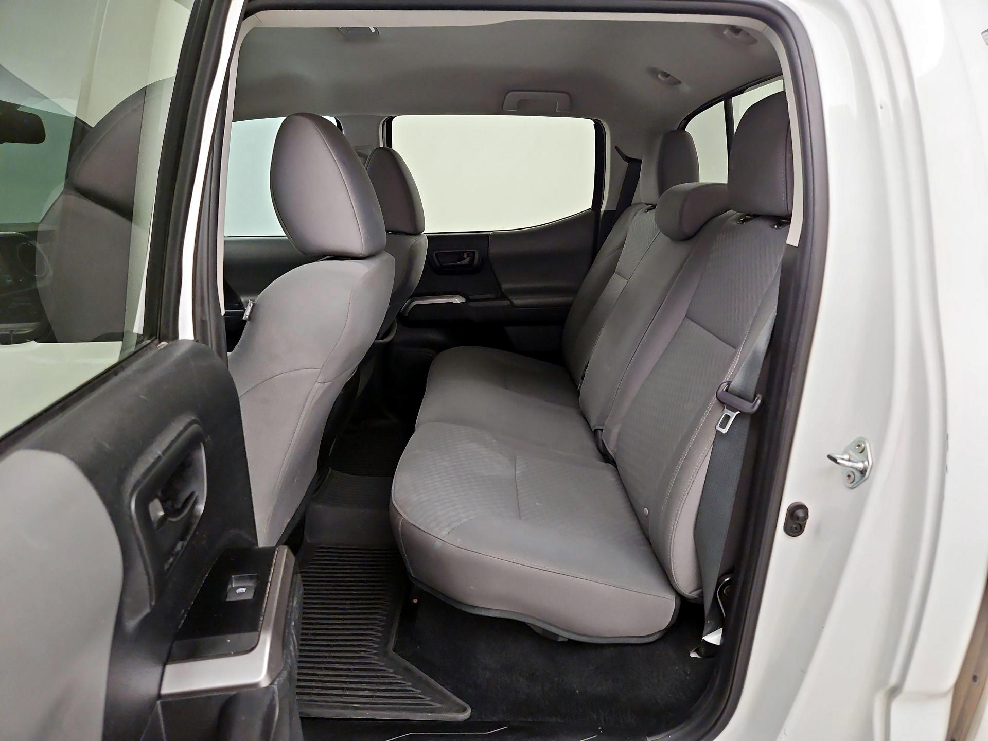 Thumbnail: 2023 Toyota Tacoma - 19