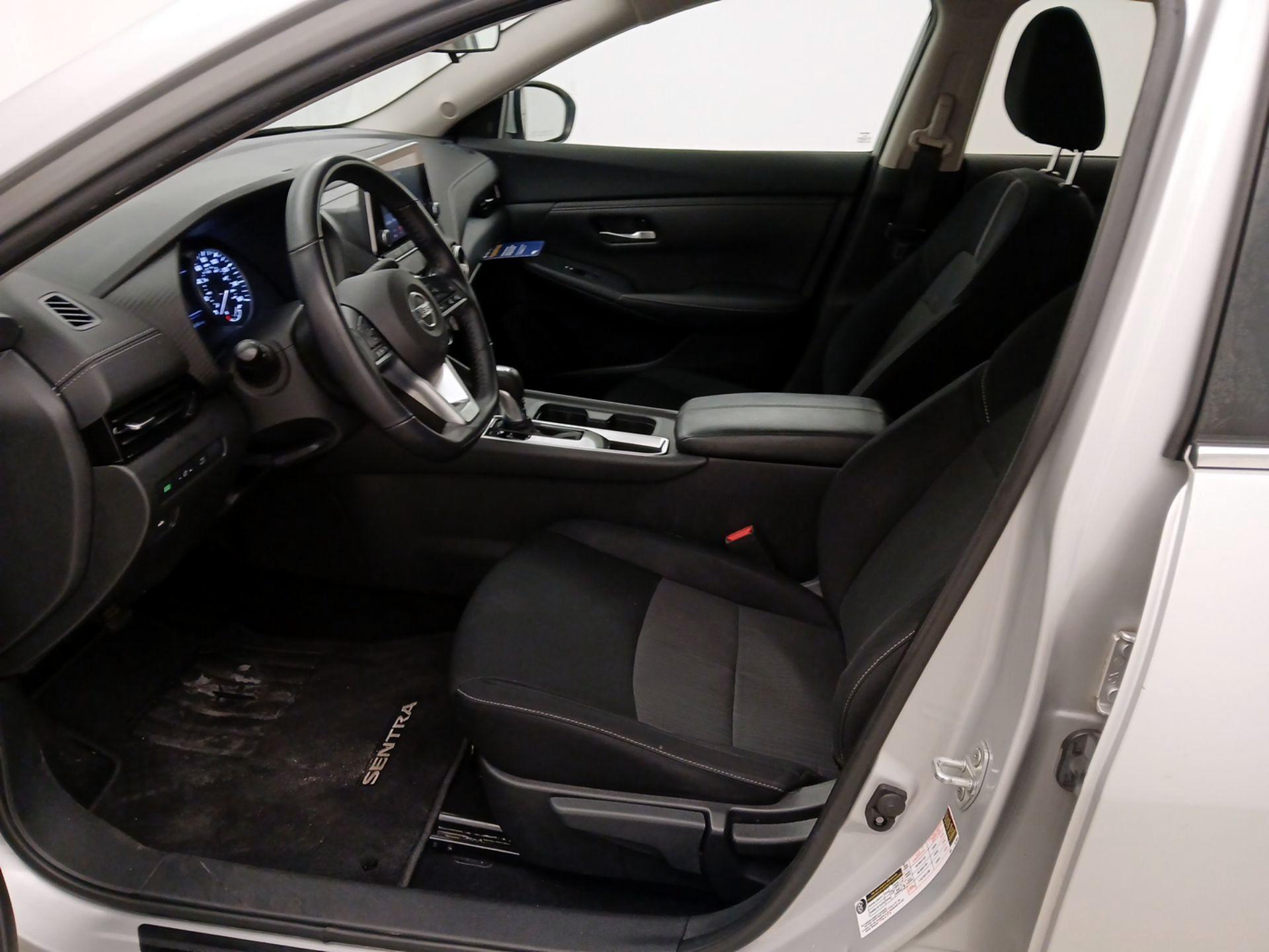 Thumbnail: 2021 Nissan Sentra - 11