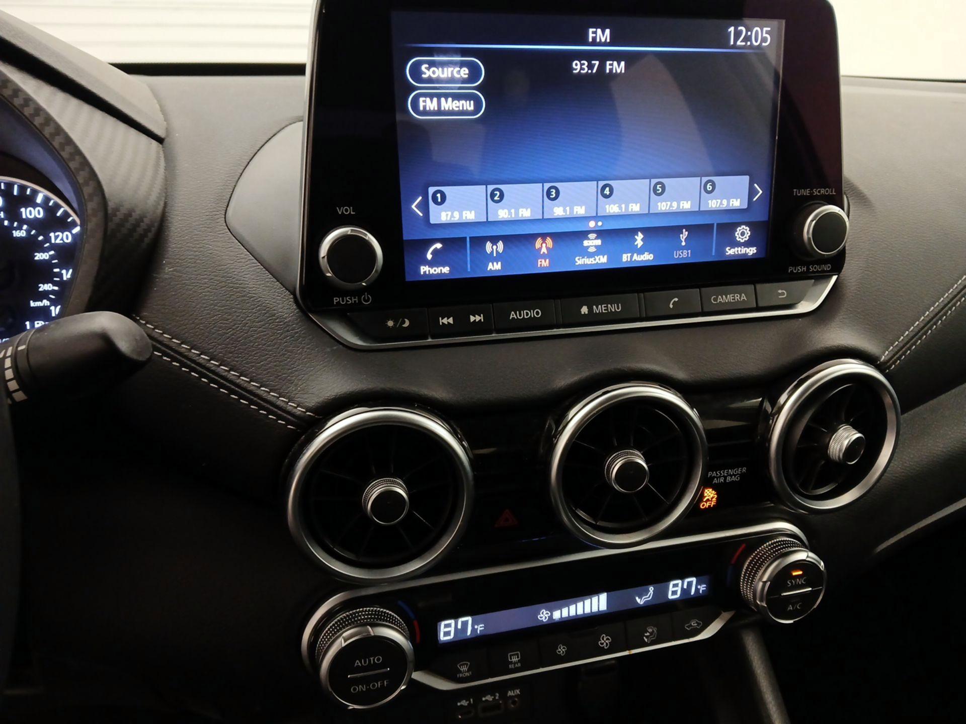 Thumbnail: 2021 Nissan Sentra - 15