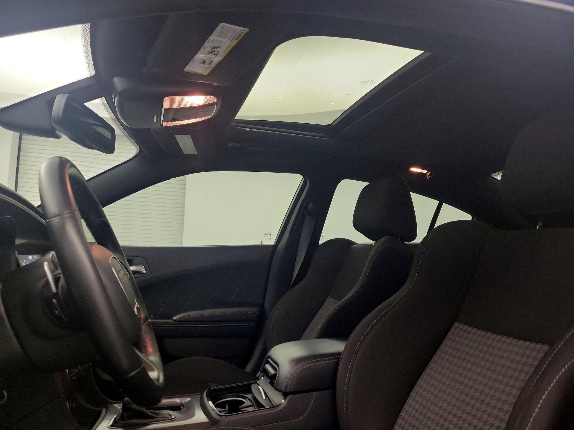 Thumbnail: 2022 Dodge Charger - 17