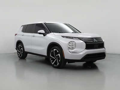 2022 Mitsubishi Outlander ES