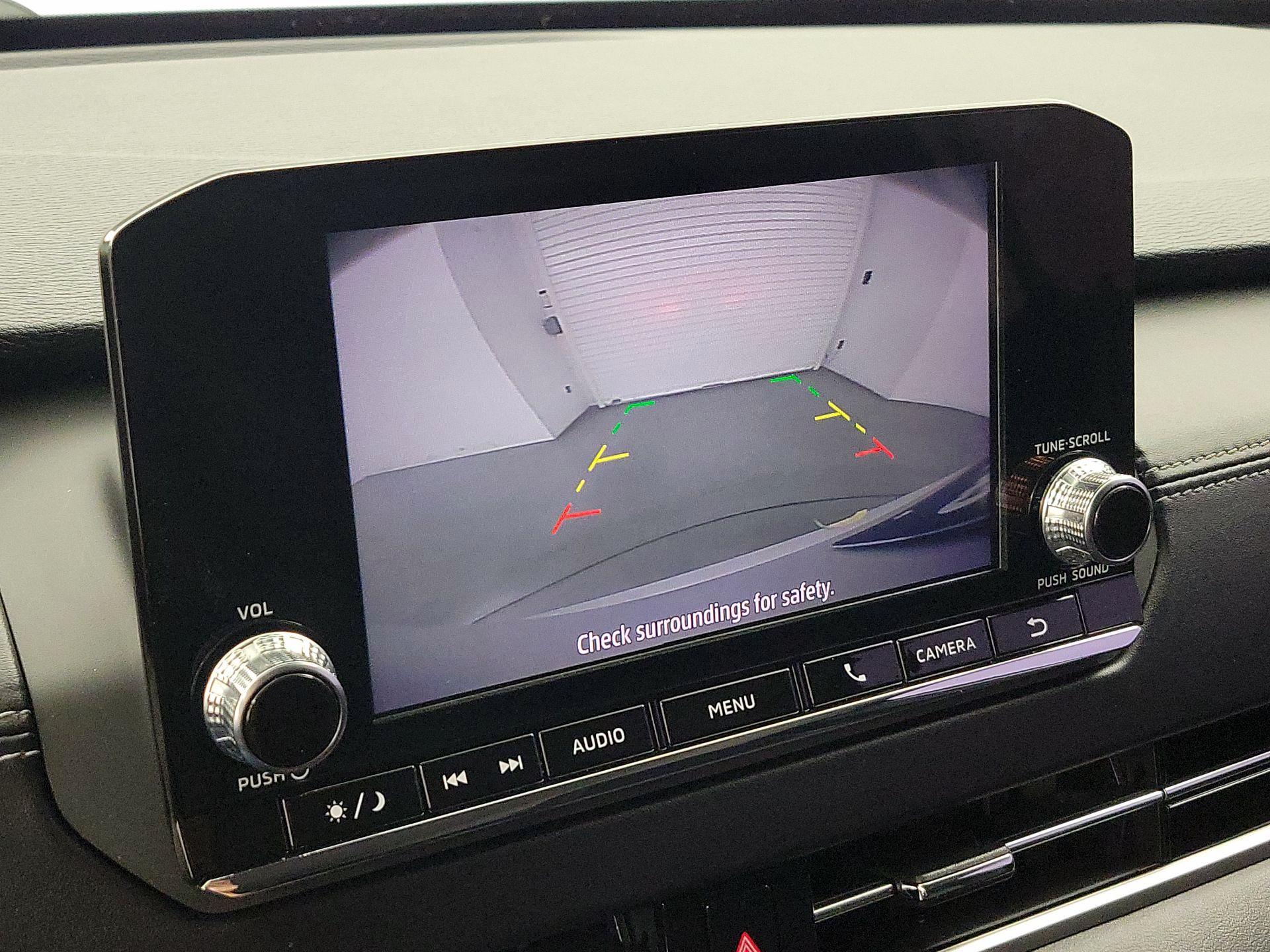 Thumbnail: 2022 Mitsubishi Outlander - 14