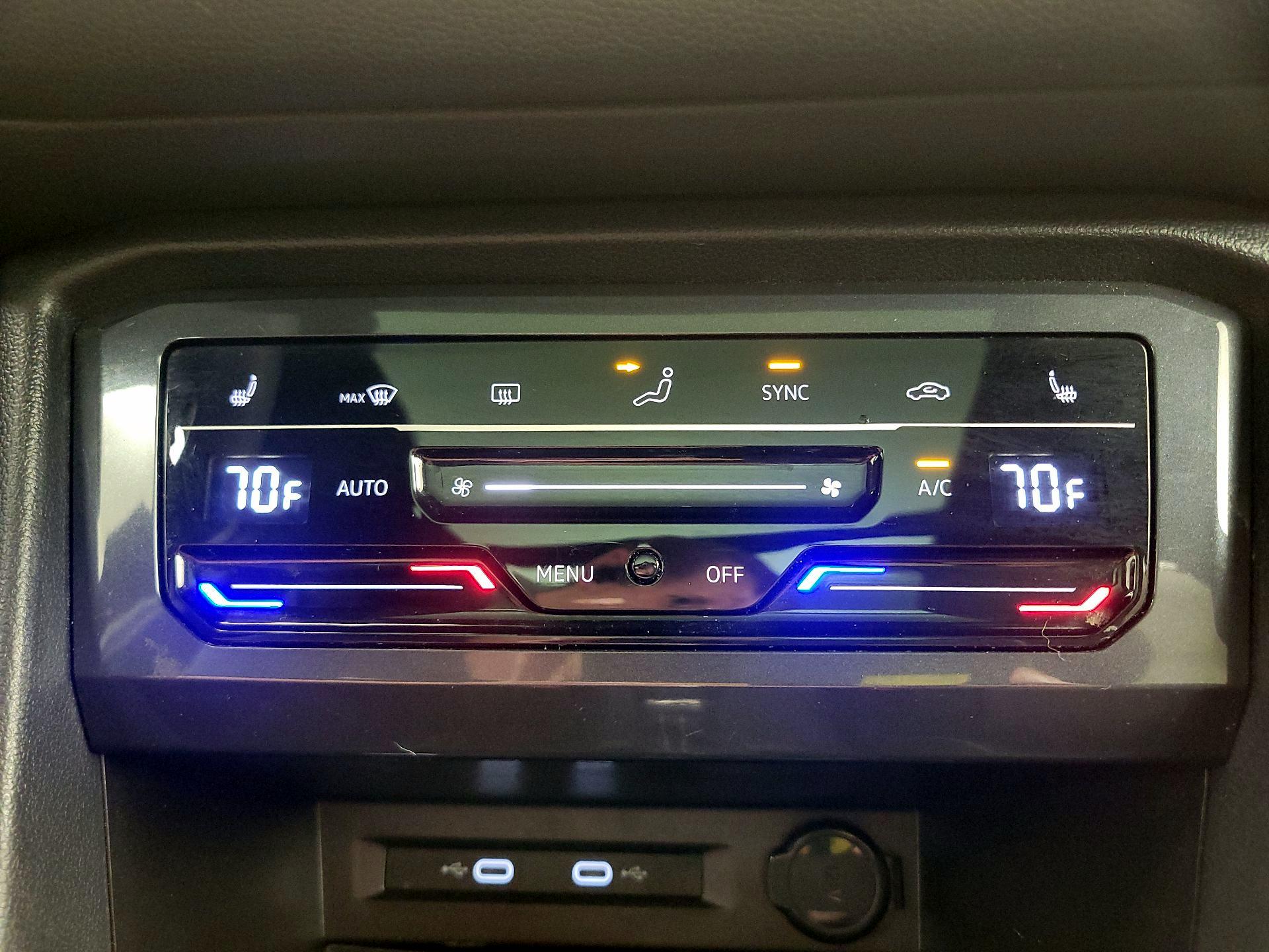 Thumbnail: 2022 Volkswagen Tiguan - 16