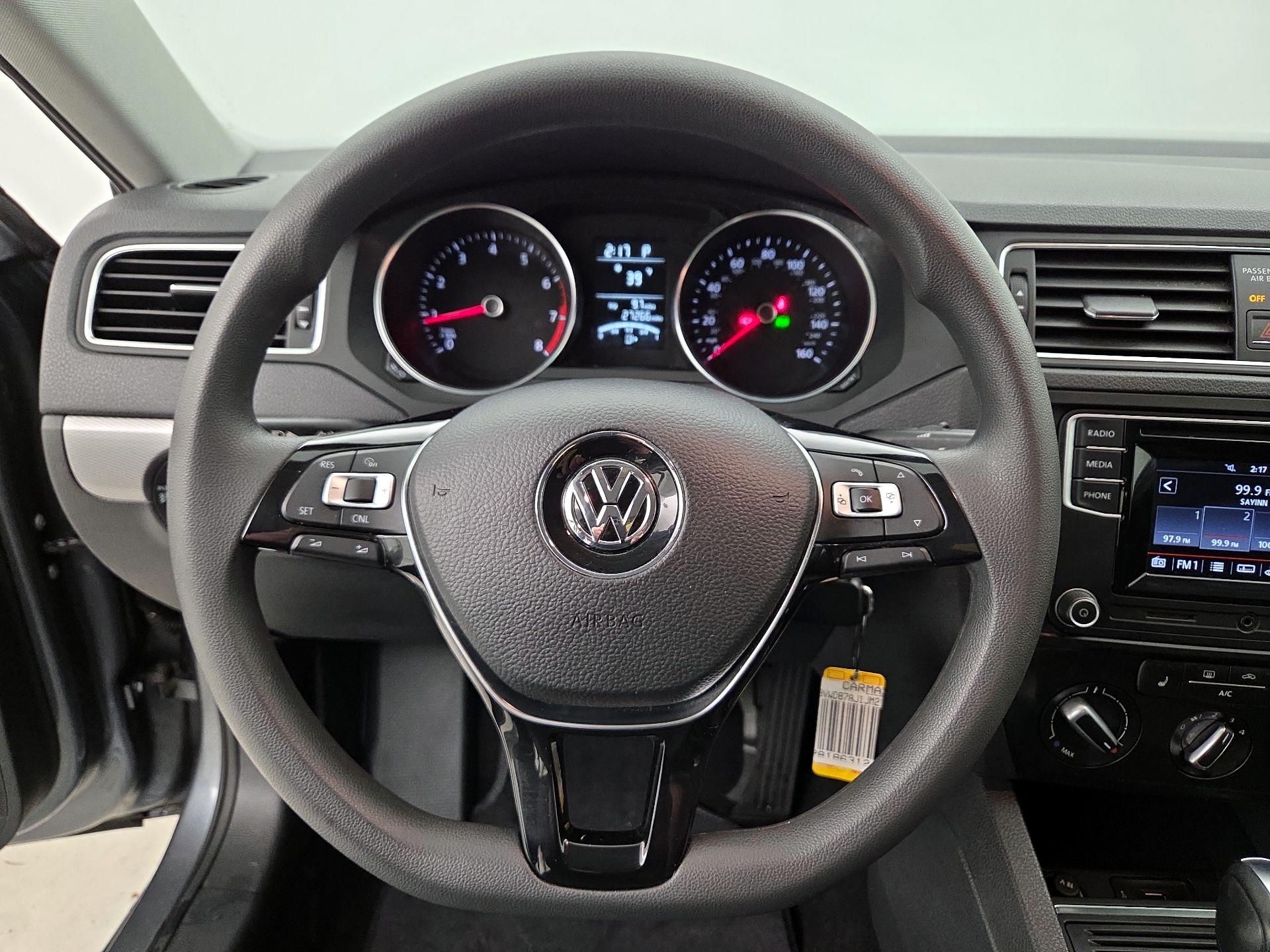 Thumbnail: 2018 Volkswagen Jetta - 10