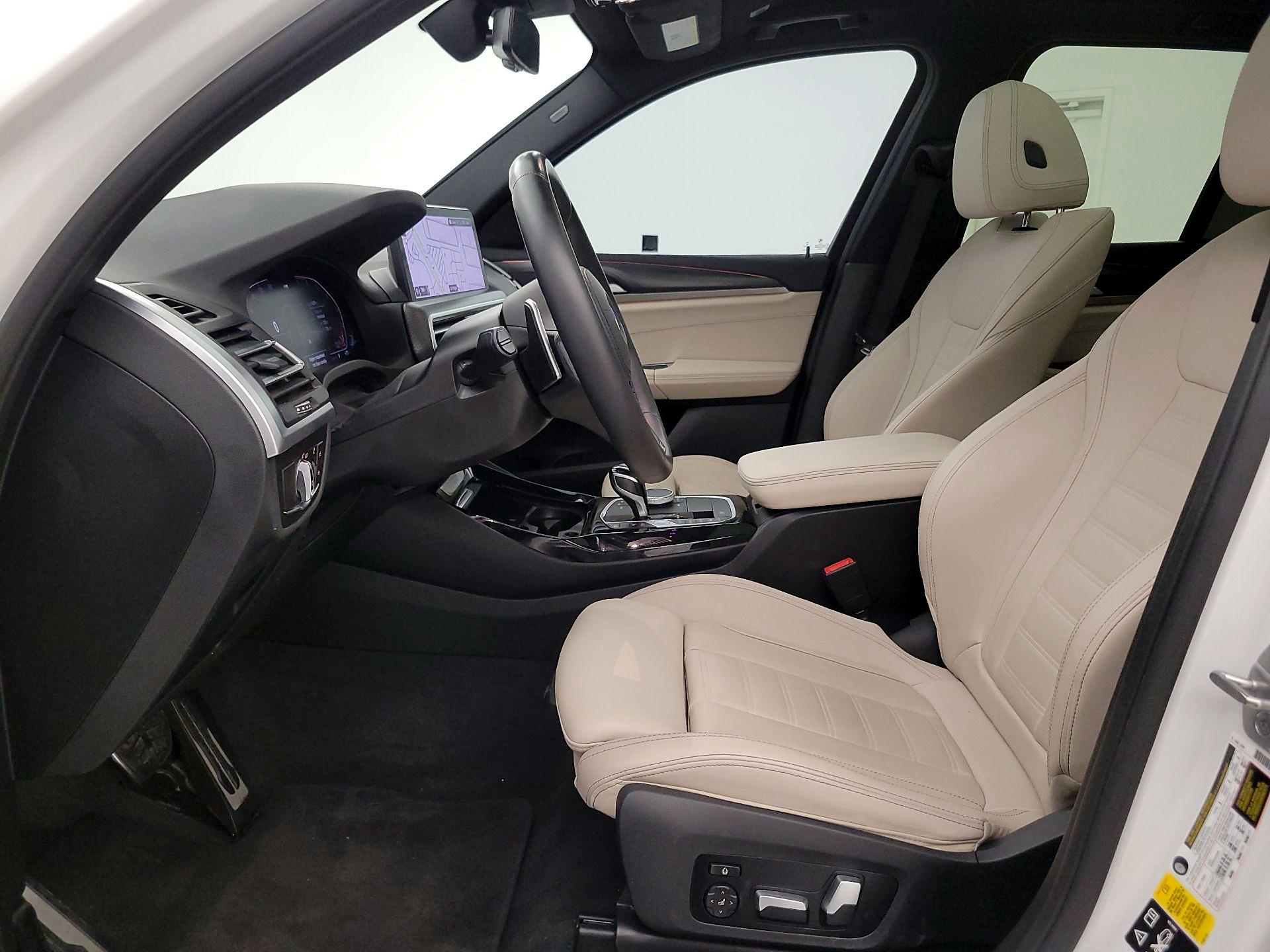 Thumbnail: 2022 BMW X3 - 11