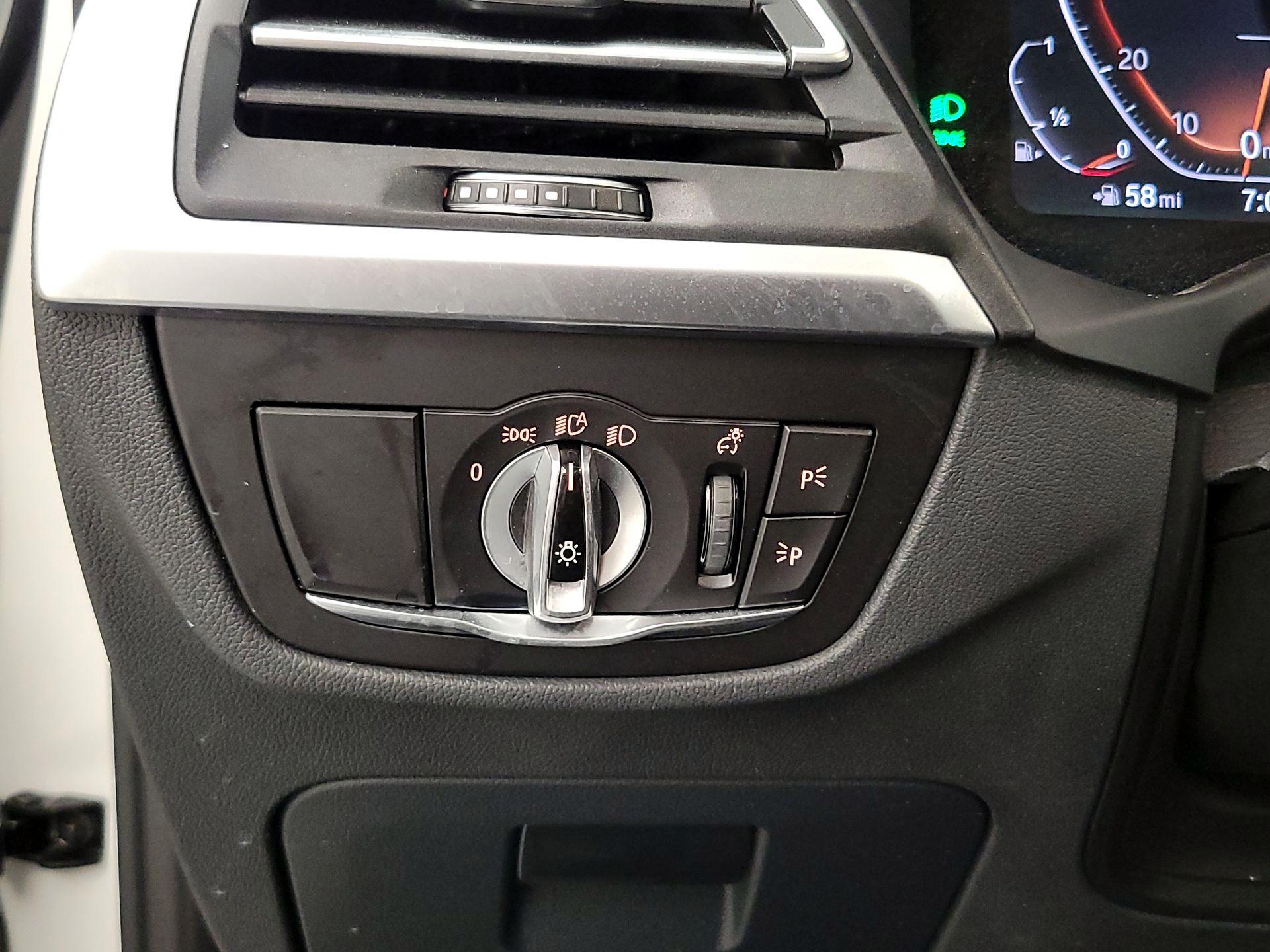 Thumbnail: 2022 BMW X3 - 13