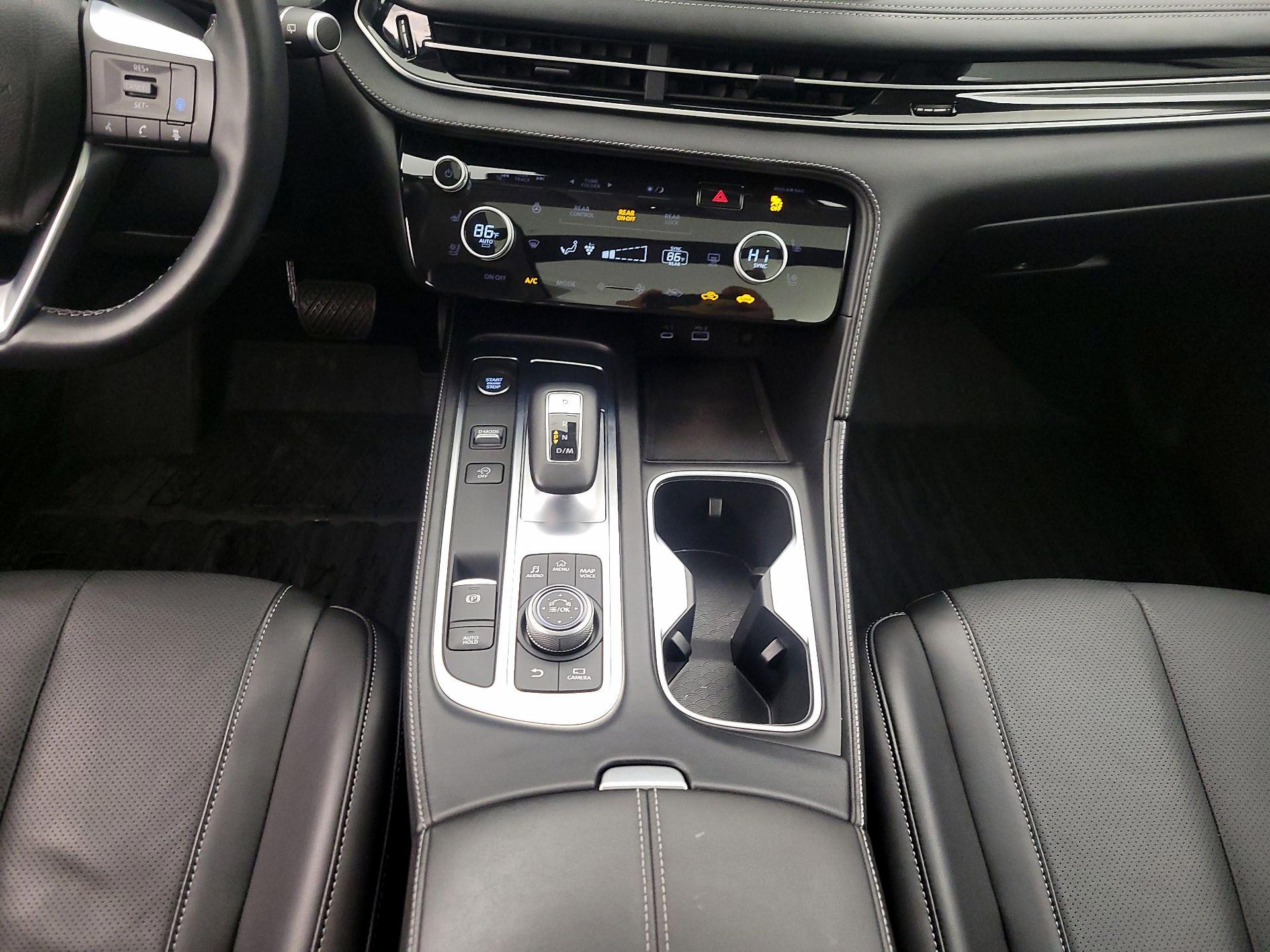 Thumbnail: 2022 INFINITI QX60 - 18