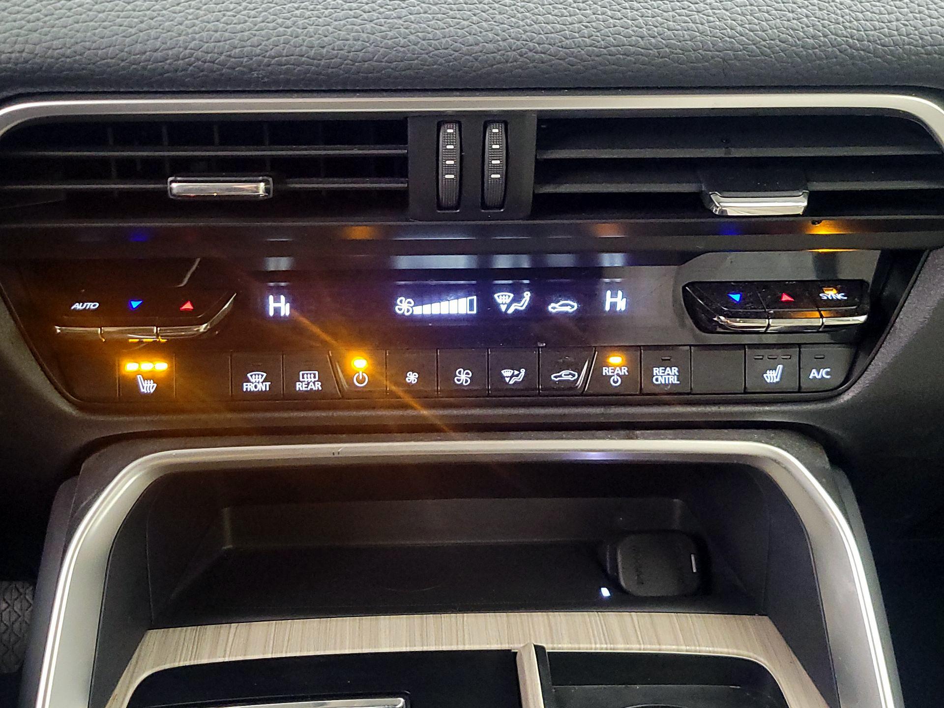 Thumbnail: 2024 Mazda CX-90 - 16