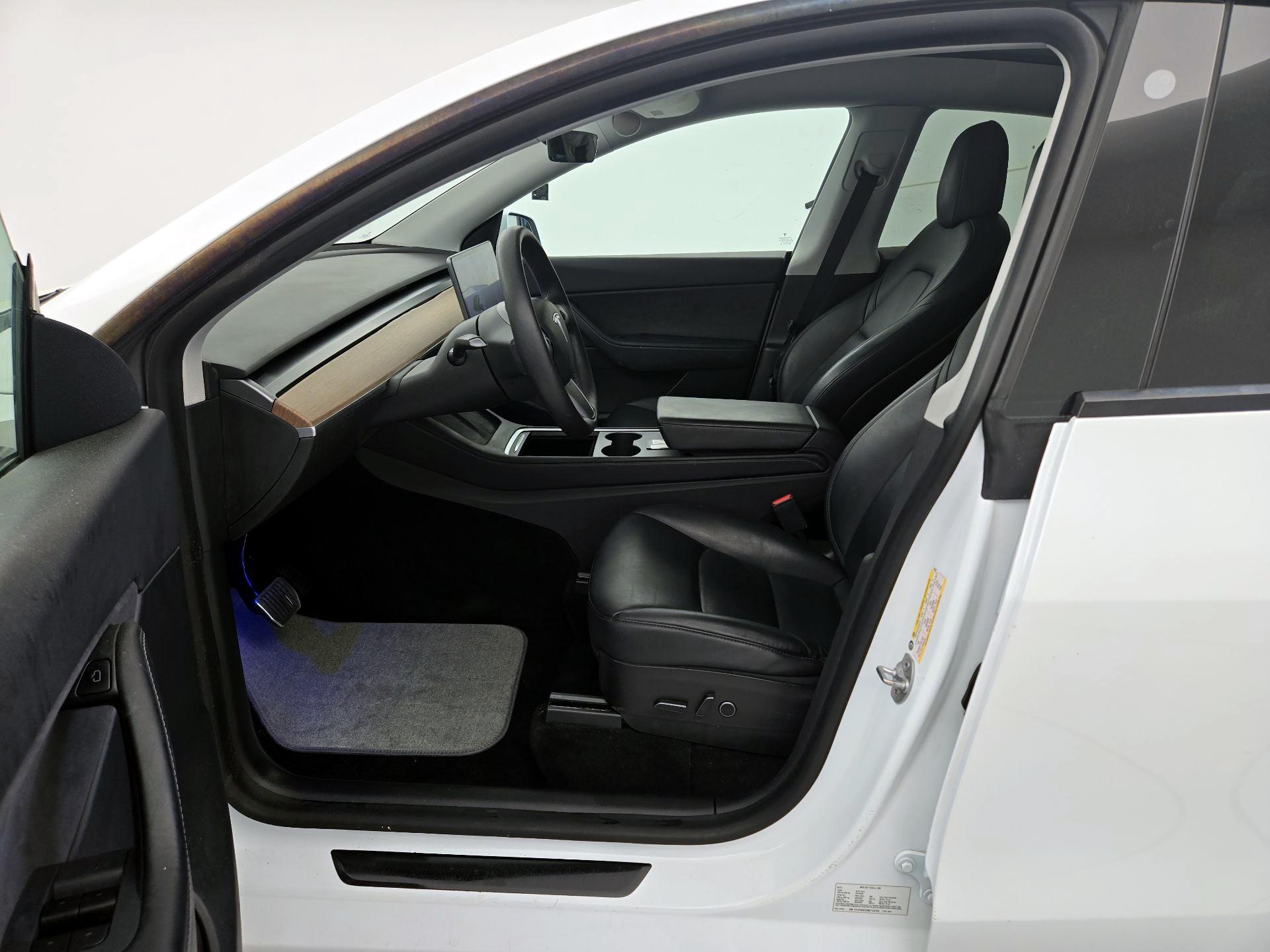 Thumbnail: 2021 Tesla Model Y - 9