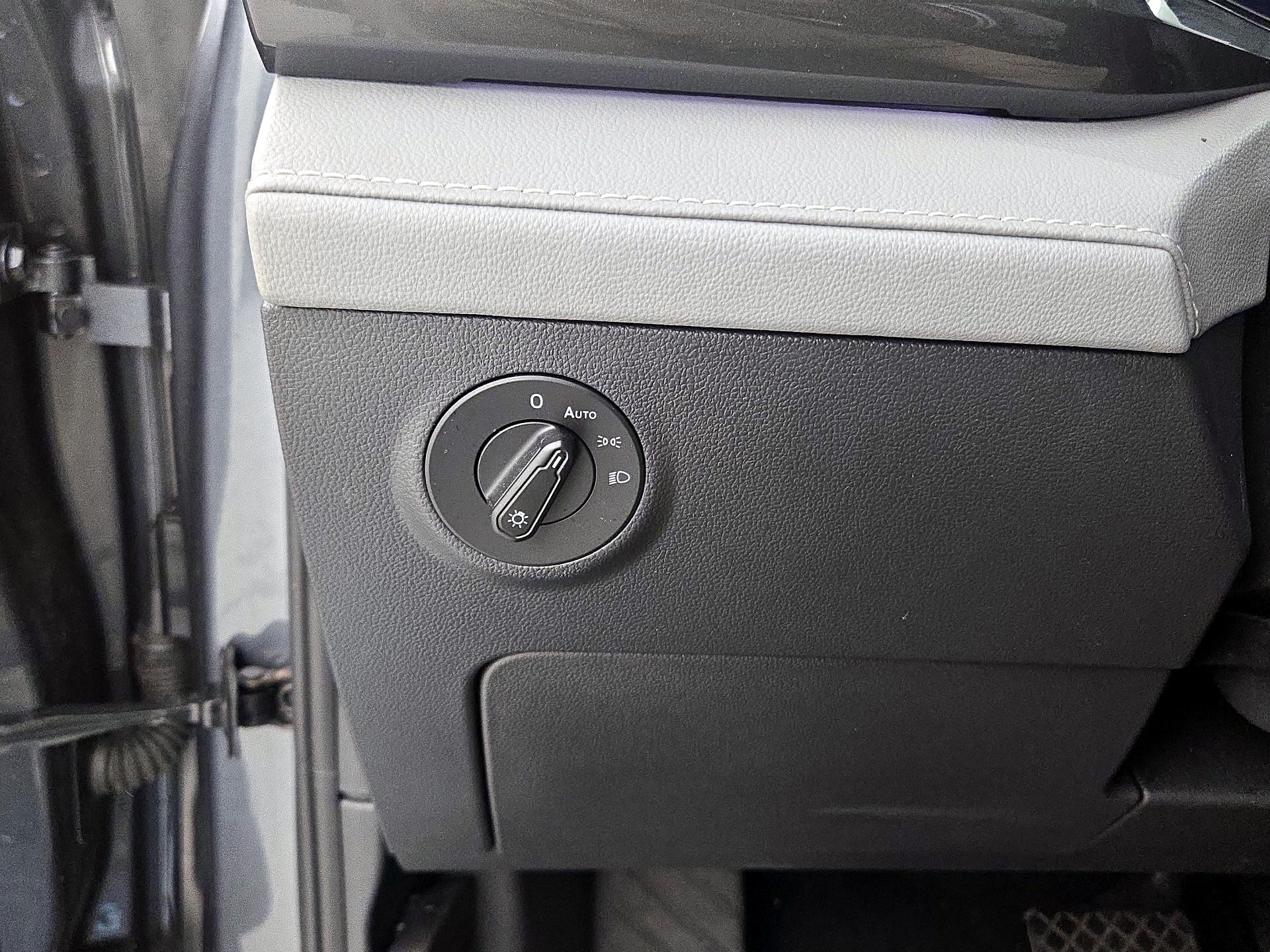 Thumbnail: 2023 Volkswagen Taos - 13