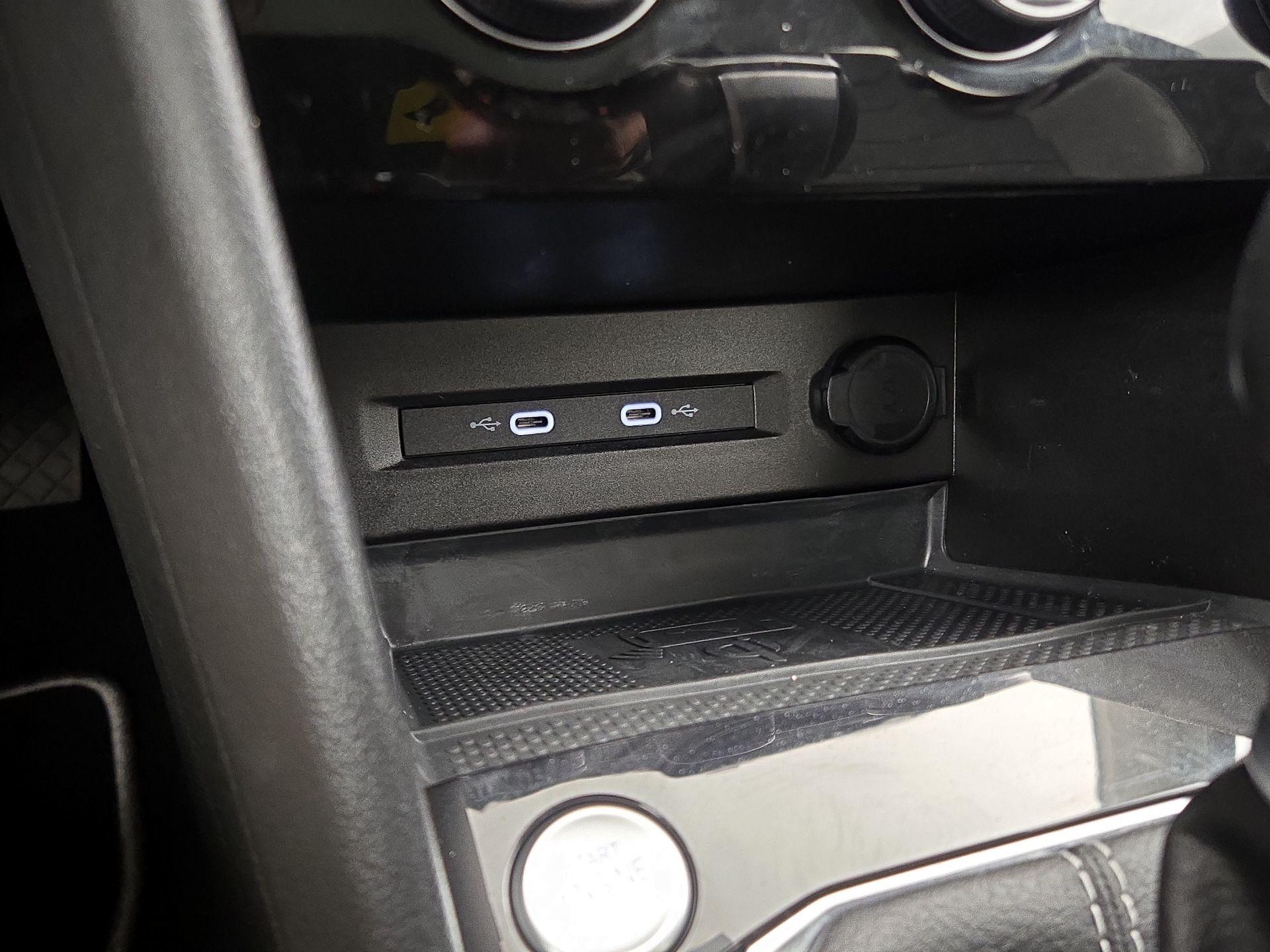 Thumbnail: 2023 Volkswagen Taos - 19