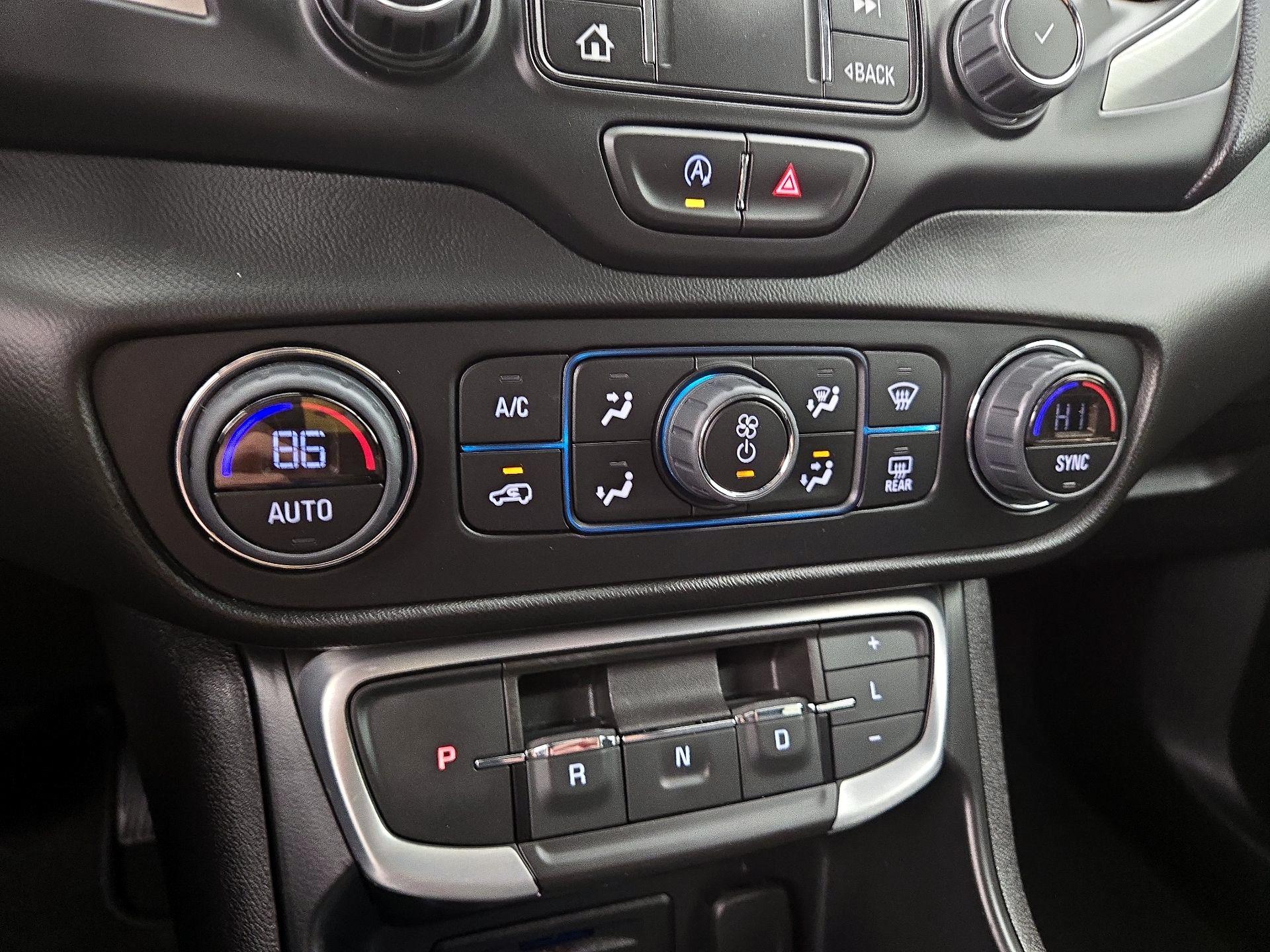 Thumbnail: 2023 GMC Terrain - 16