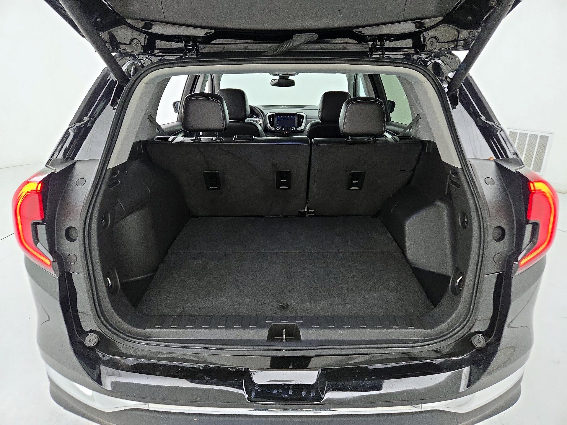 Thumbnail: 2023 GMC Terrain - 20