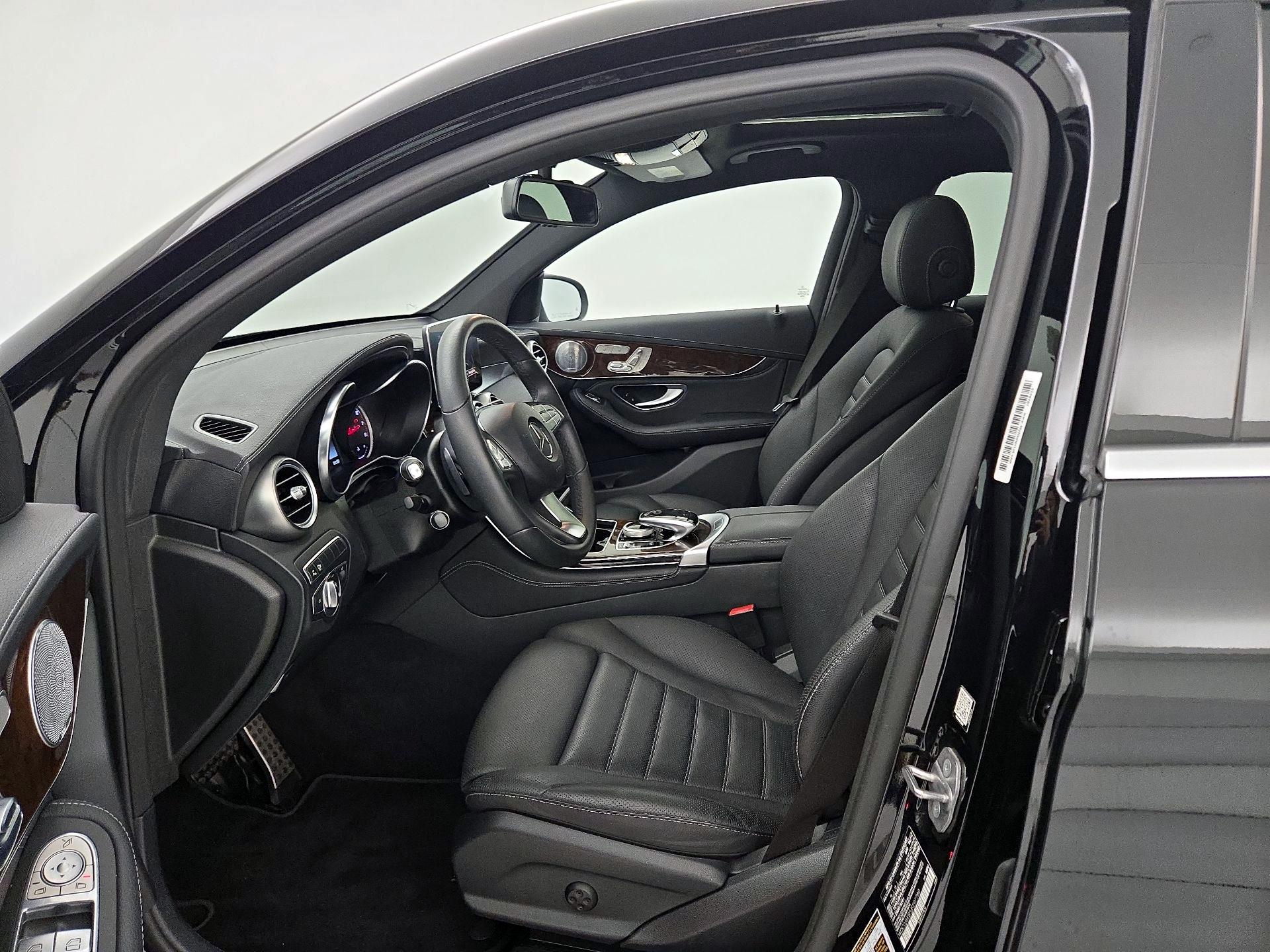 Thumbnail: 2018 Mercedes-Benz GLC - 11