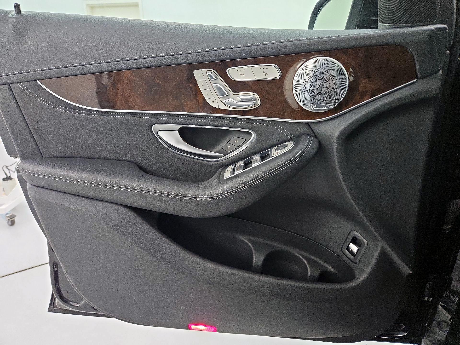 Thumbnail: 2018 Mercedes-Benz GLC - 12