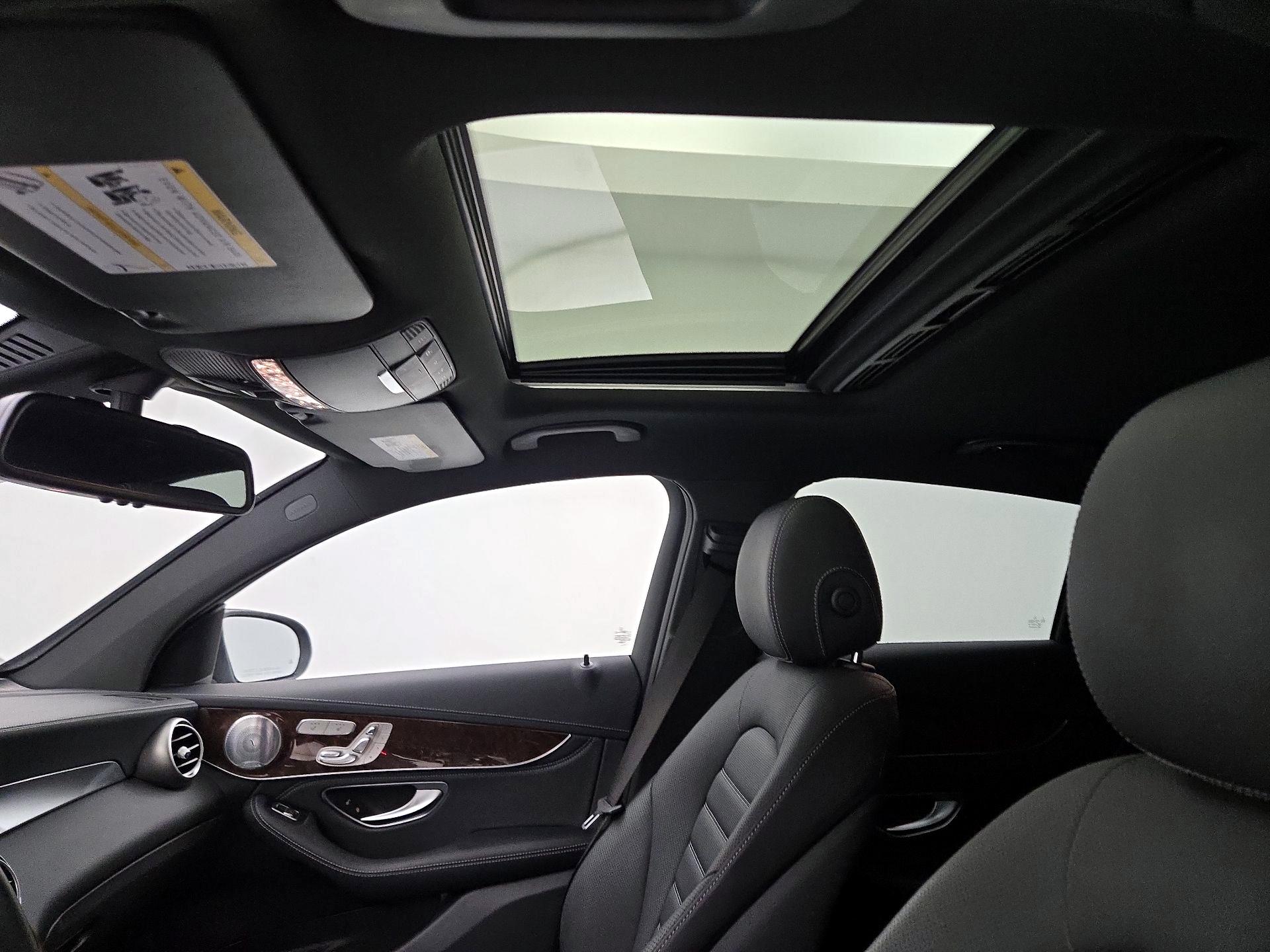 Thumbnail: 2018 Mercedes-Benz GLC - 20