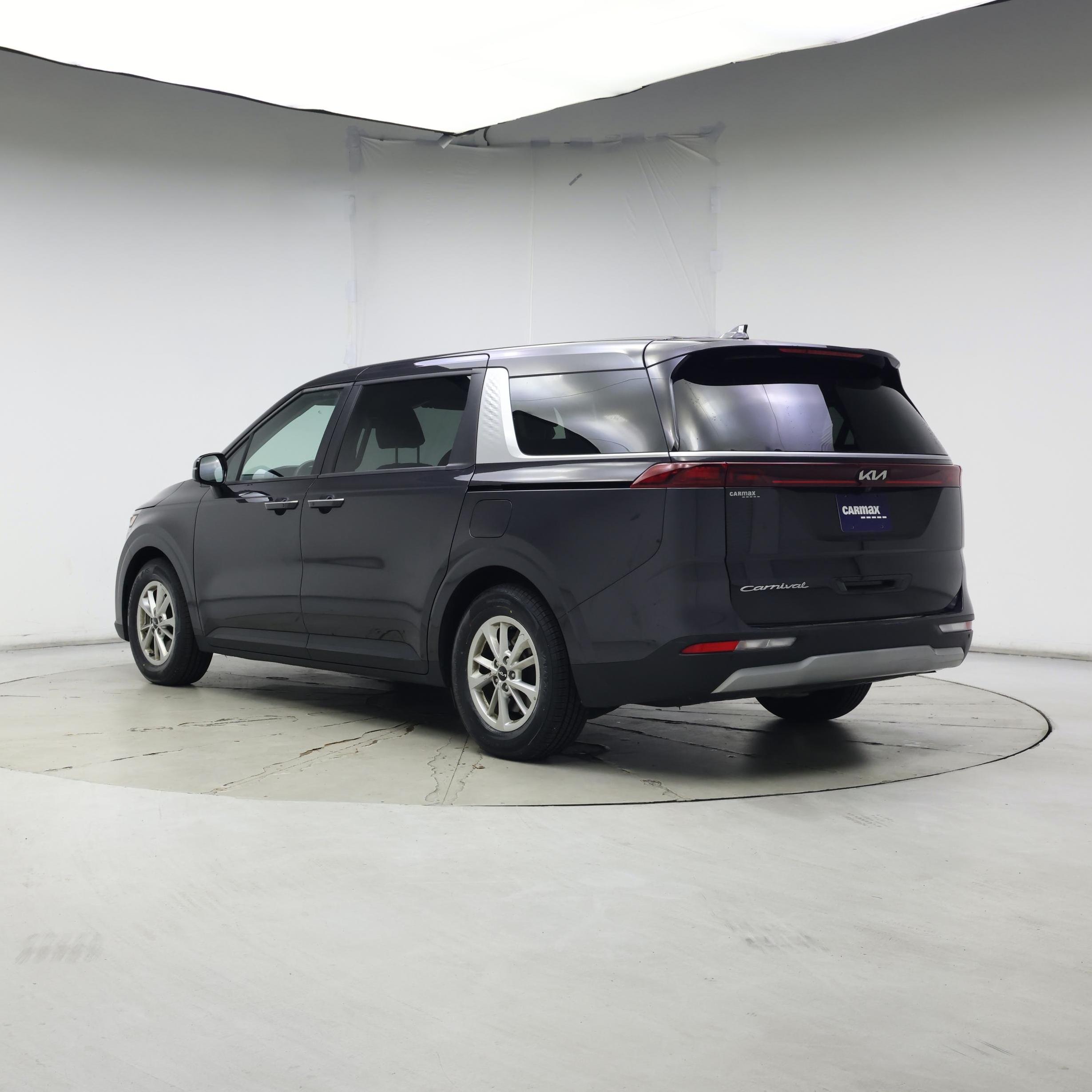 Thumbnail: 2022 Kia Carnival - 2