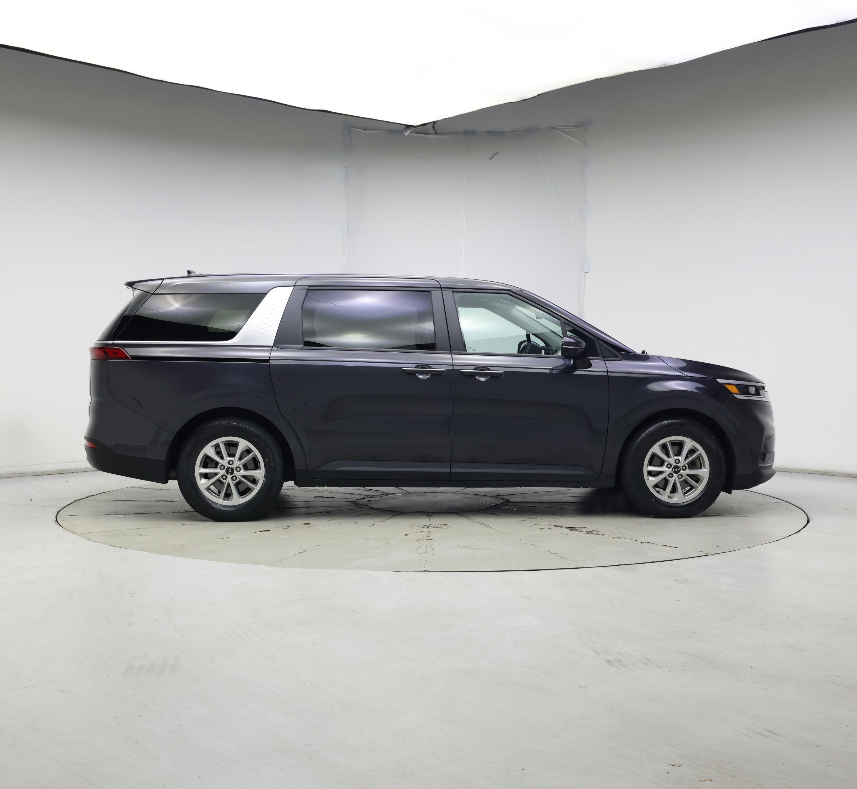 Thumbnail: 2022 Kia Carnival - 7