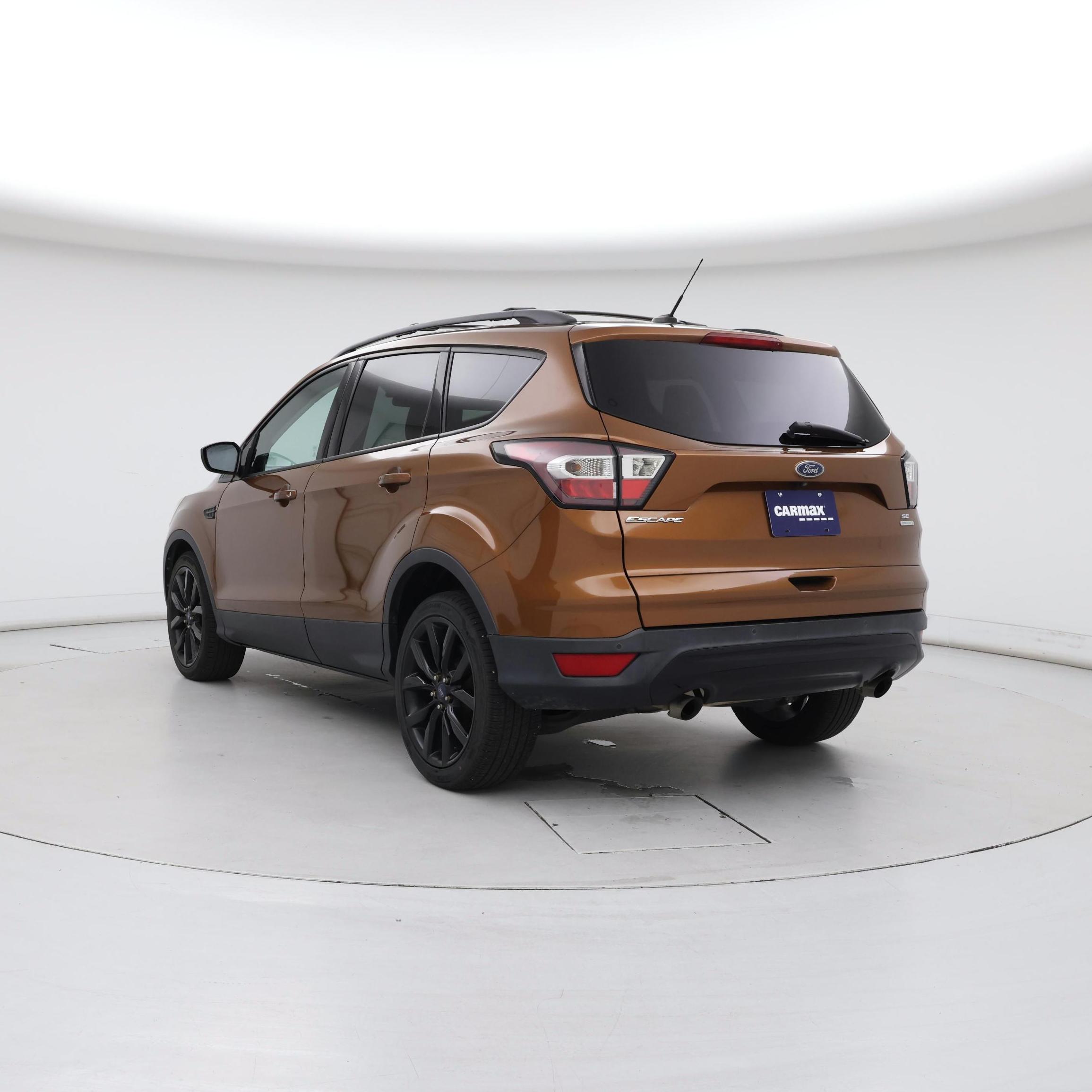 Thumbnail: 2017 Ford Escape - 2