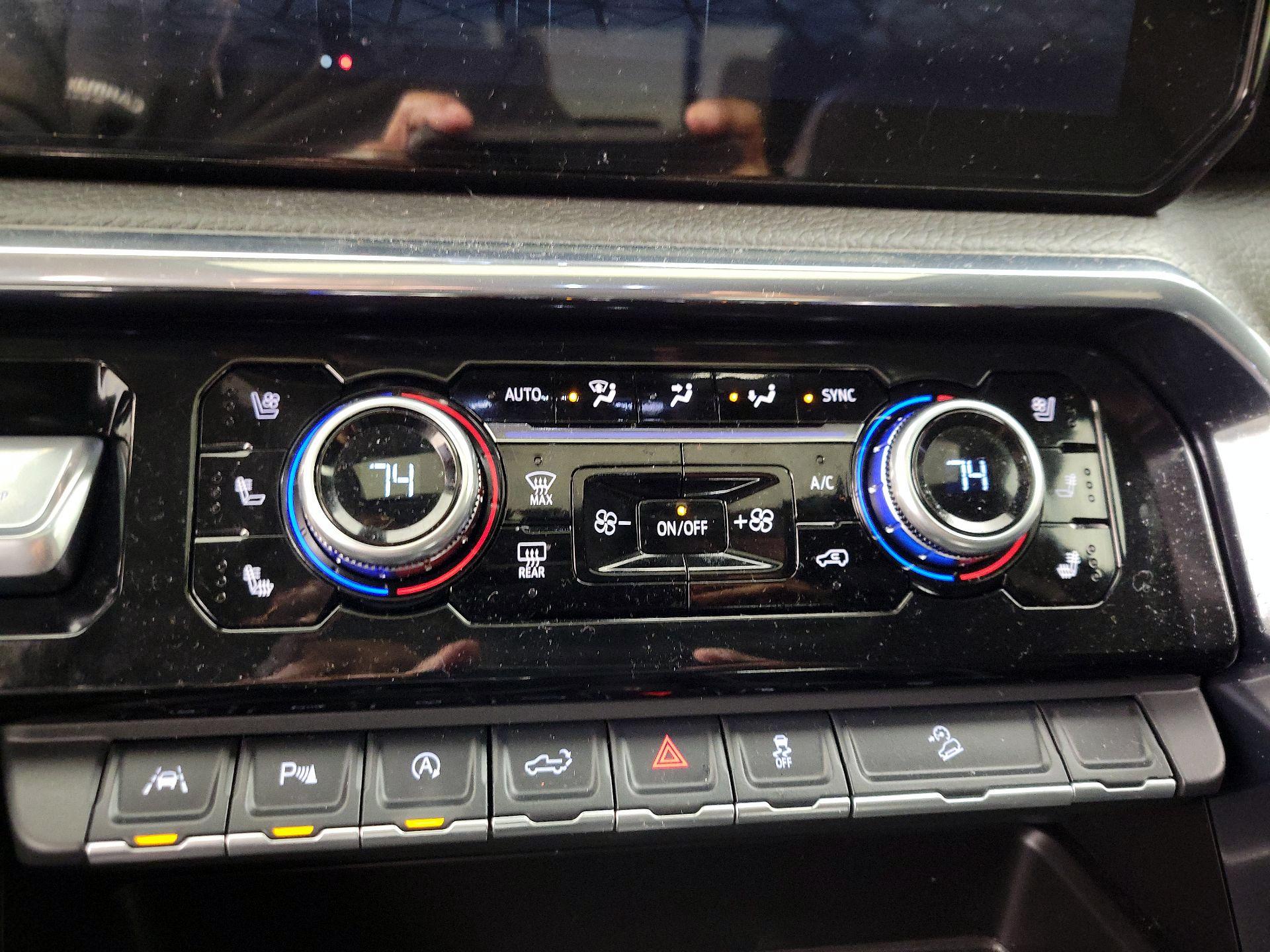 Thumbnail: 2025 GMC Sierra 1500 - 17