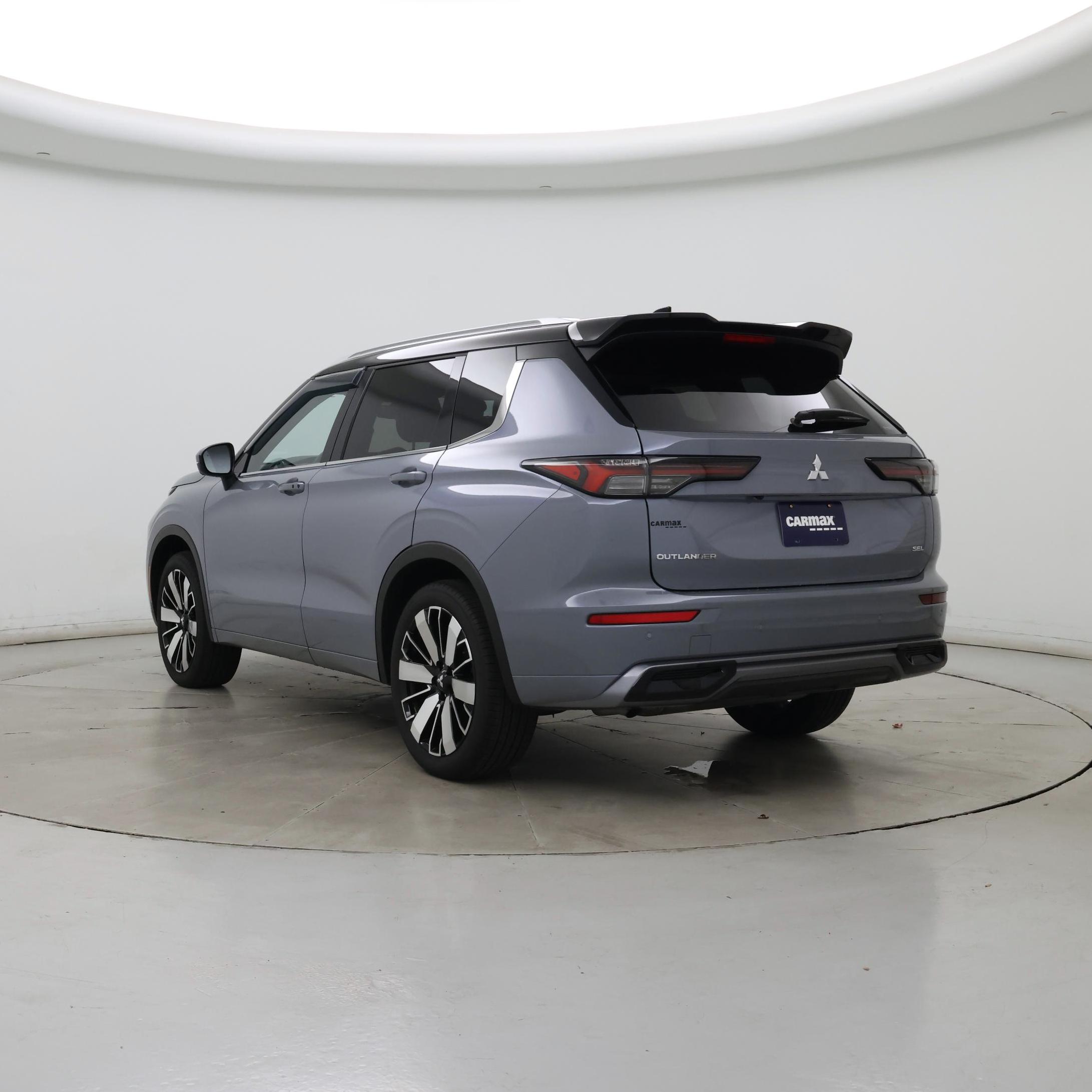 Thumbnail: 2025 Mitsubishi Outlander - 2