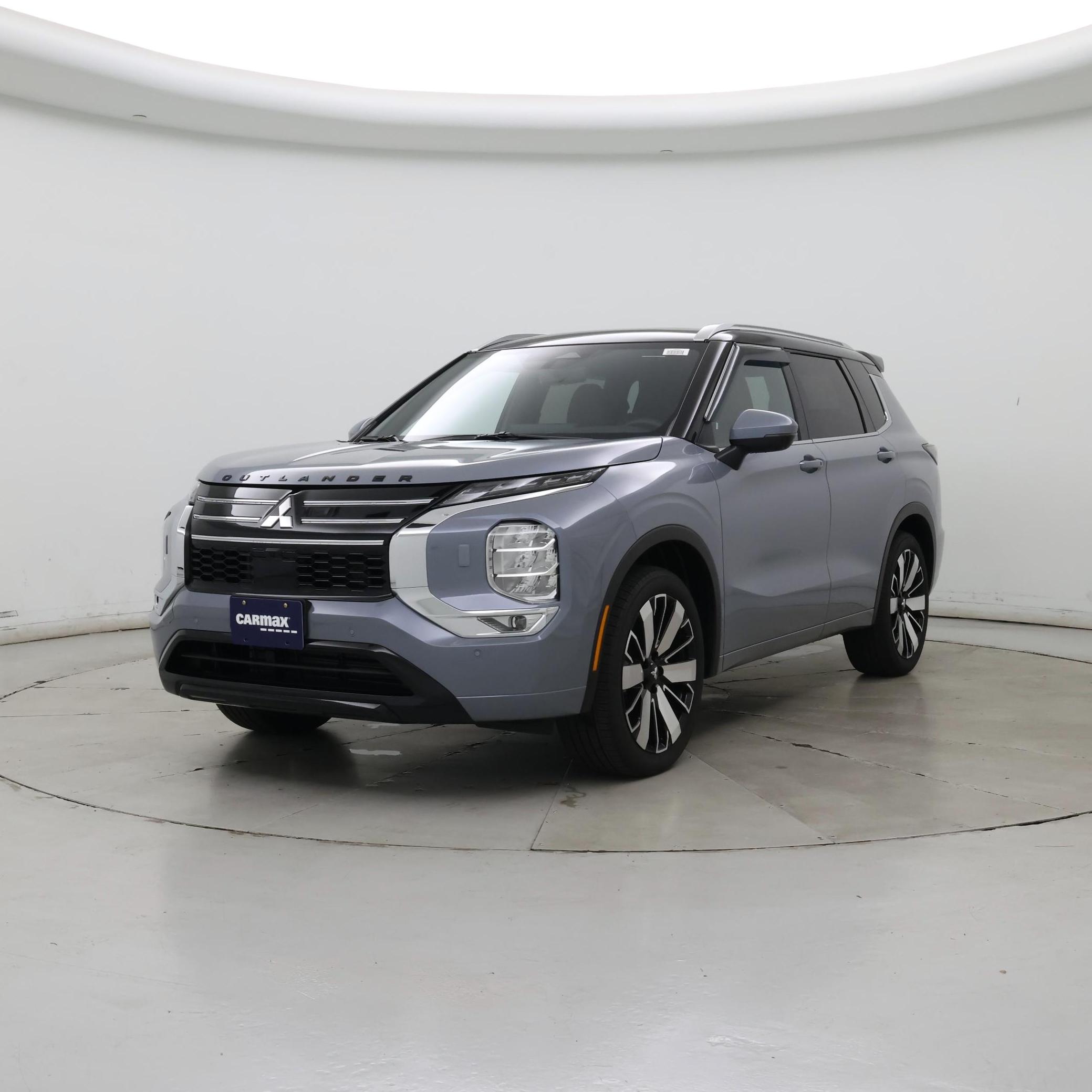 Thumbnail: 2025 Mitsubishi Outlander - 4