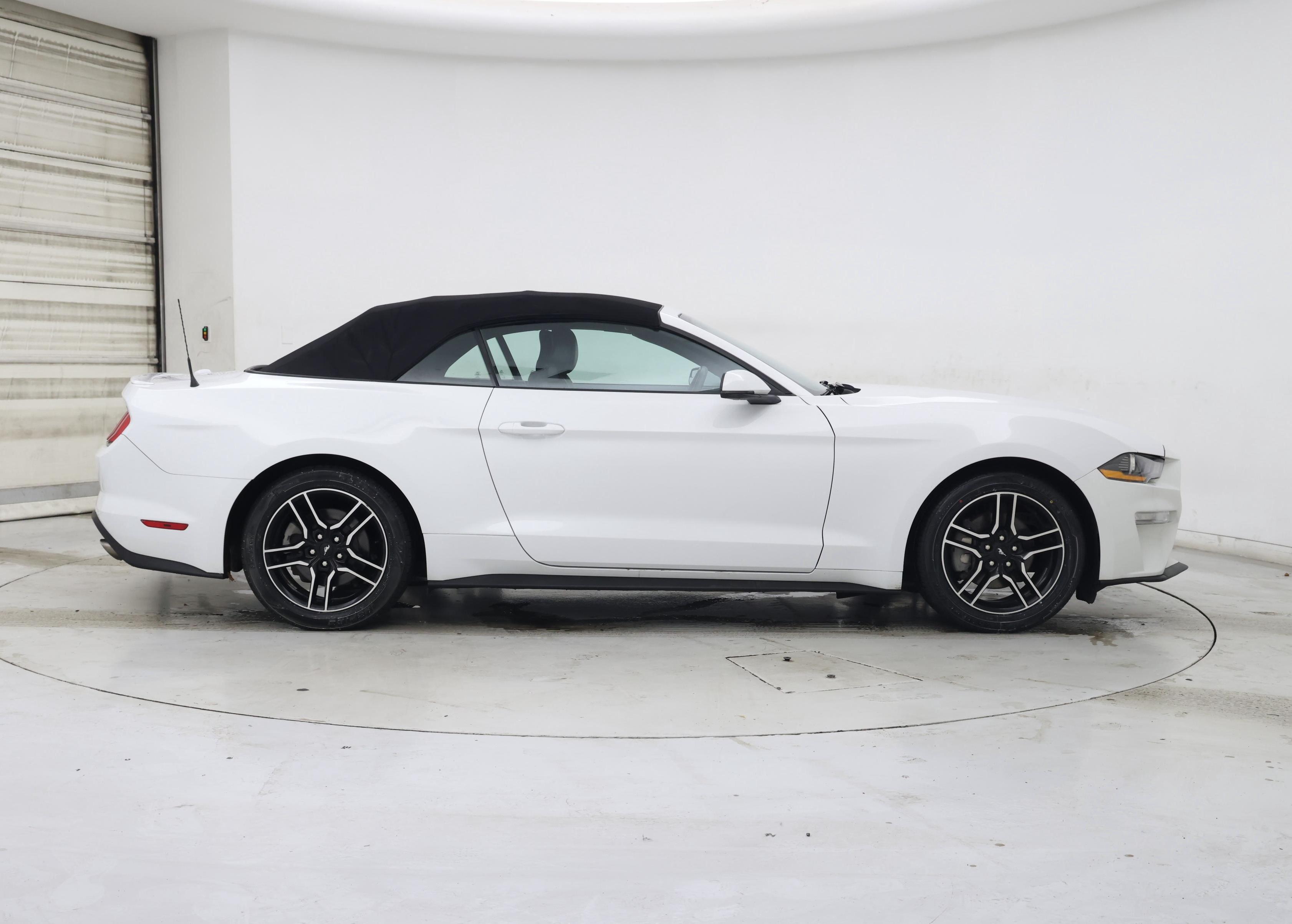 Thumbnail: 2020 Ford Mustang - 7