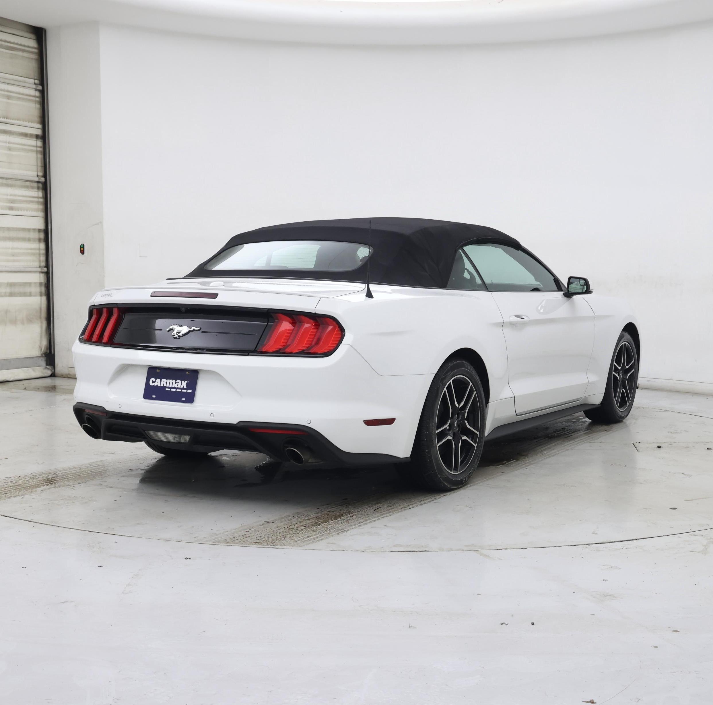 Thumbnail: 2020 Ford Mustang - 8