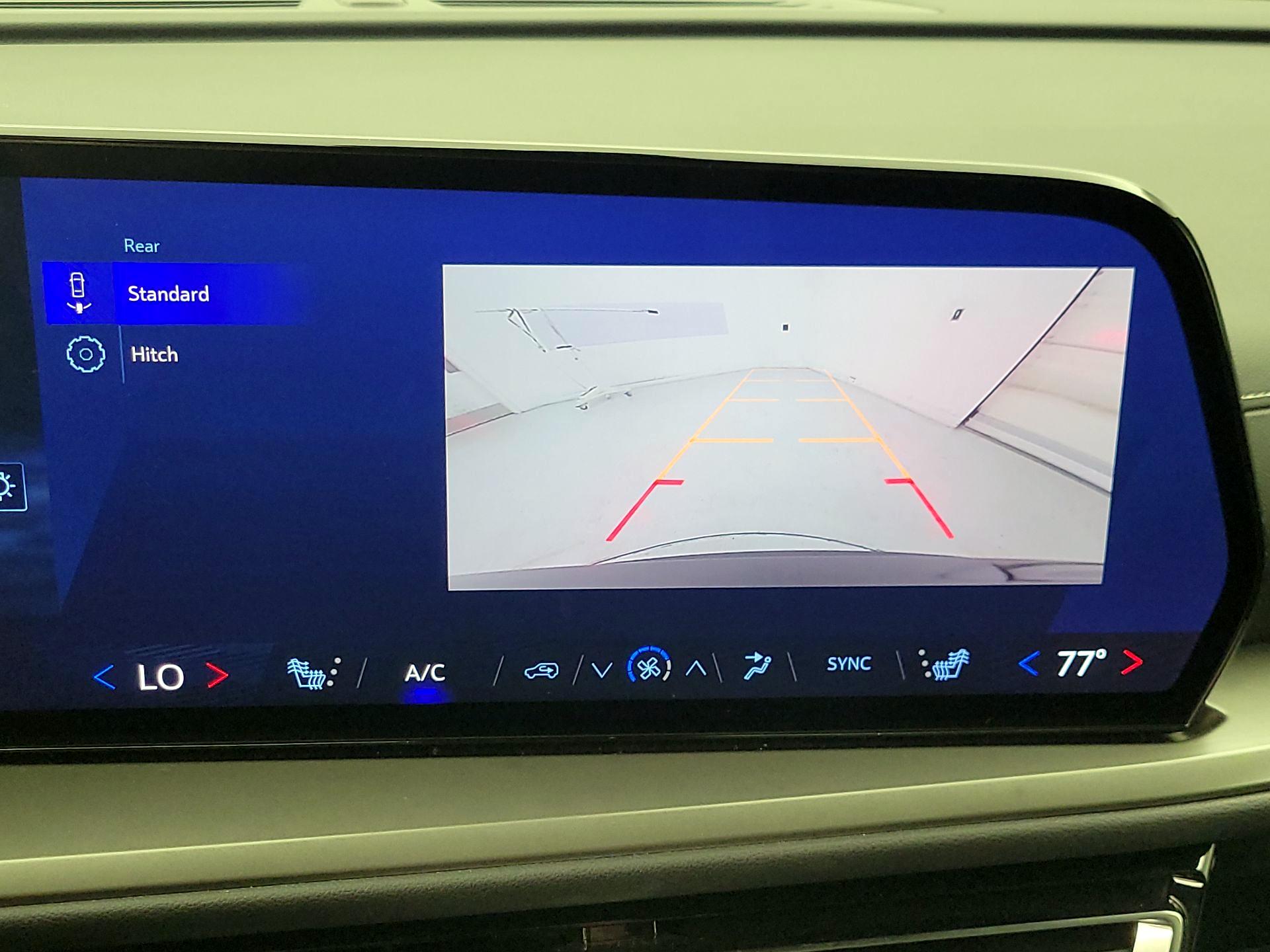 Thumbnail: 2025 Chevrolet Traverse - 14