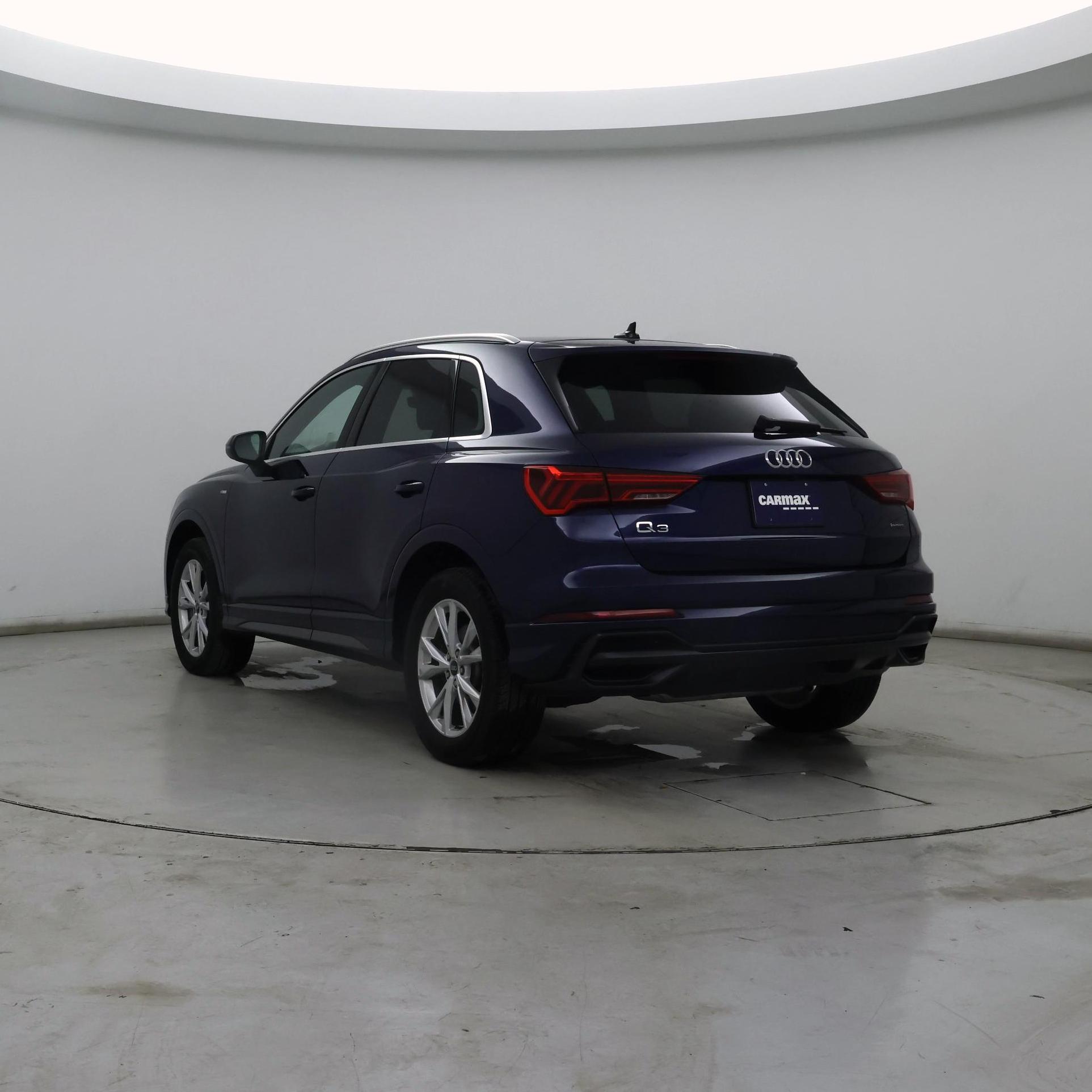 Thumbnail: 2022 Audi Q3 - 2