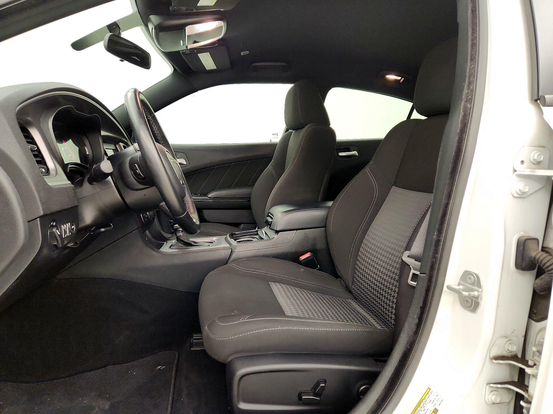 Thumbnail: 2022 Dodge Charger - 11