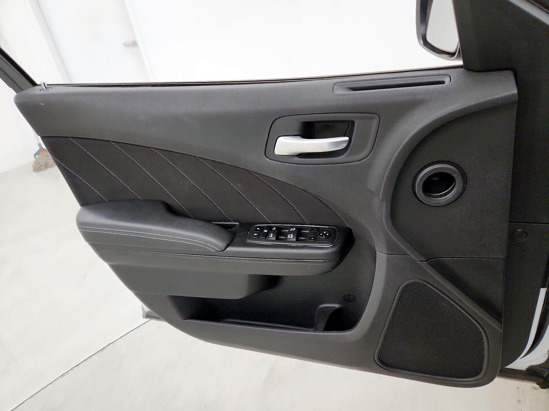 Thumbnail: 2022 Dodge Charger - 12