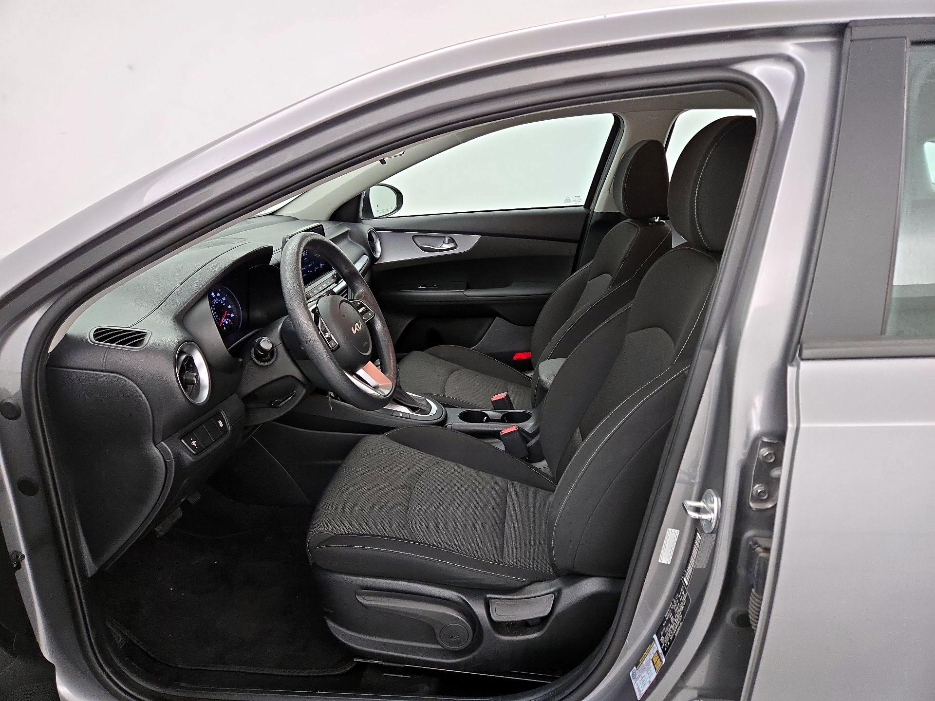 Thumbnail: 2023 Kia Forte - 11