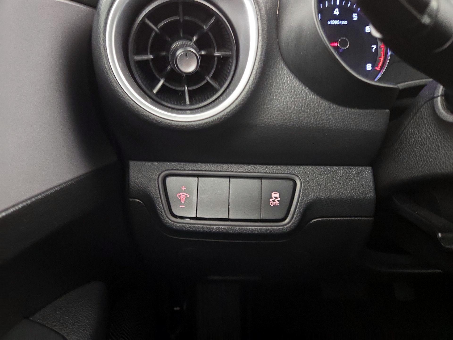 Thumbnail: 2023 Kia Forte - 13