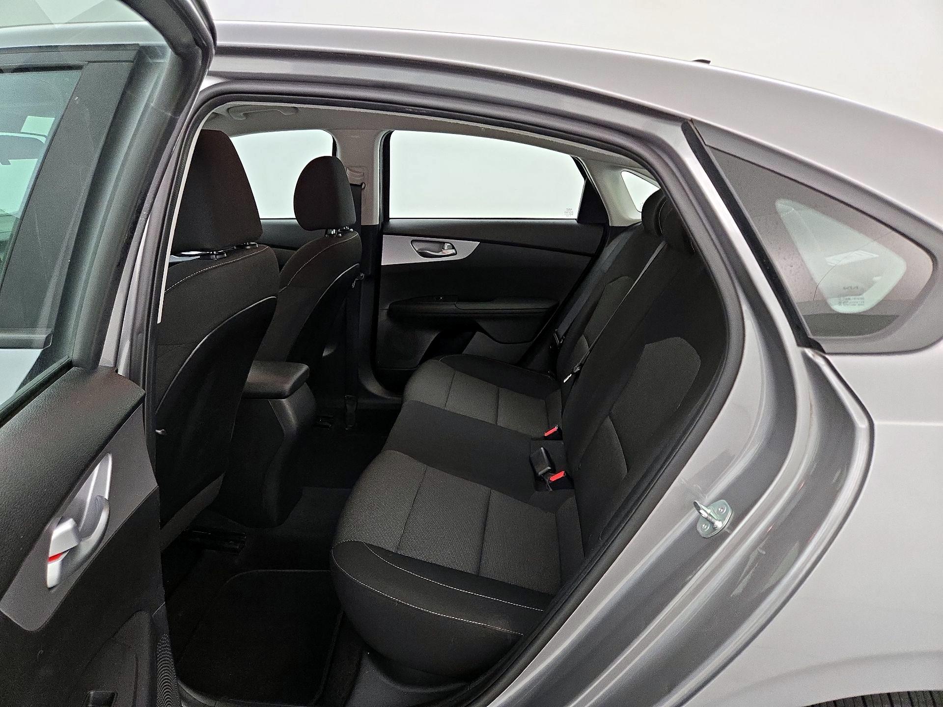 Thumbnail: 2023 Kia Forte - 19