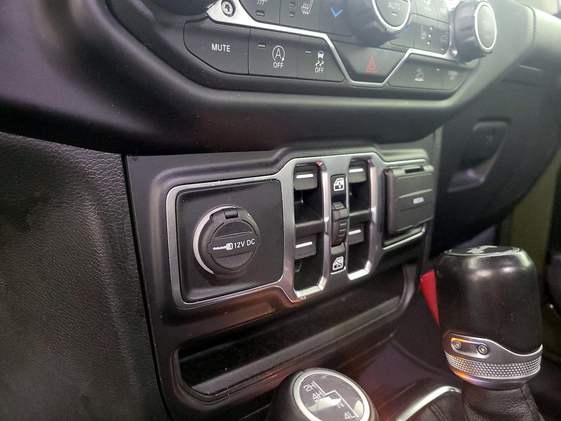 Thumbnail: 2021 Jeep Wrangler - 19