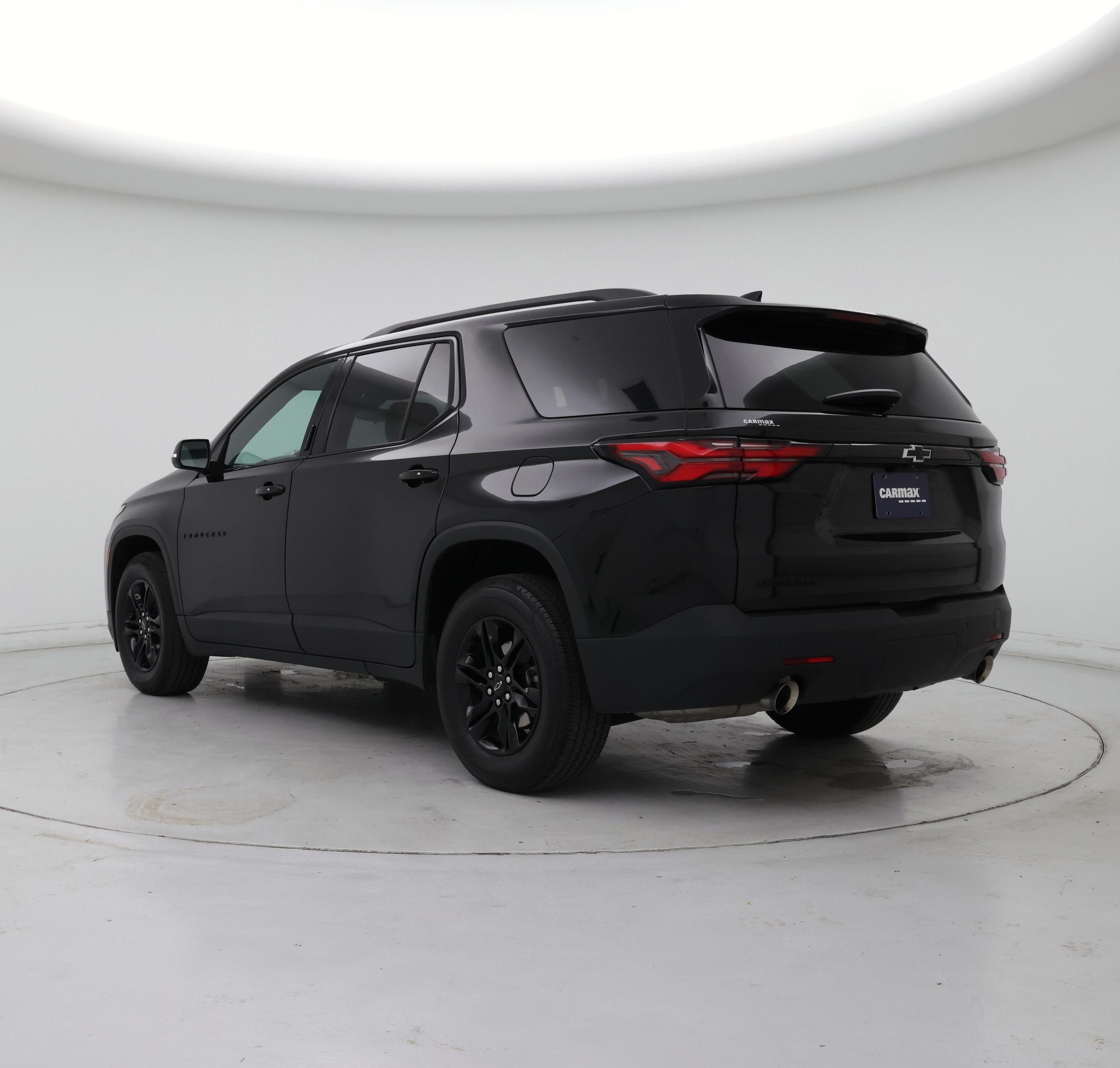 Thumbnail: 2023 Chevrolet Traverse - 2