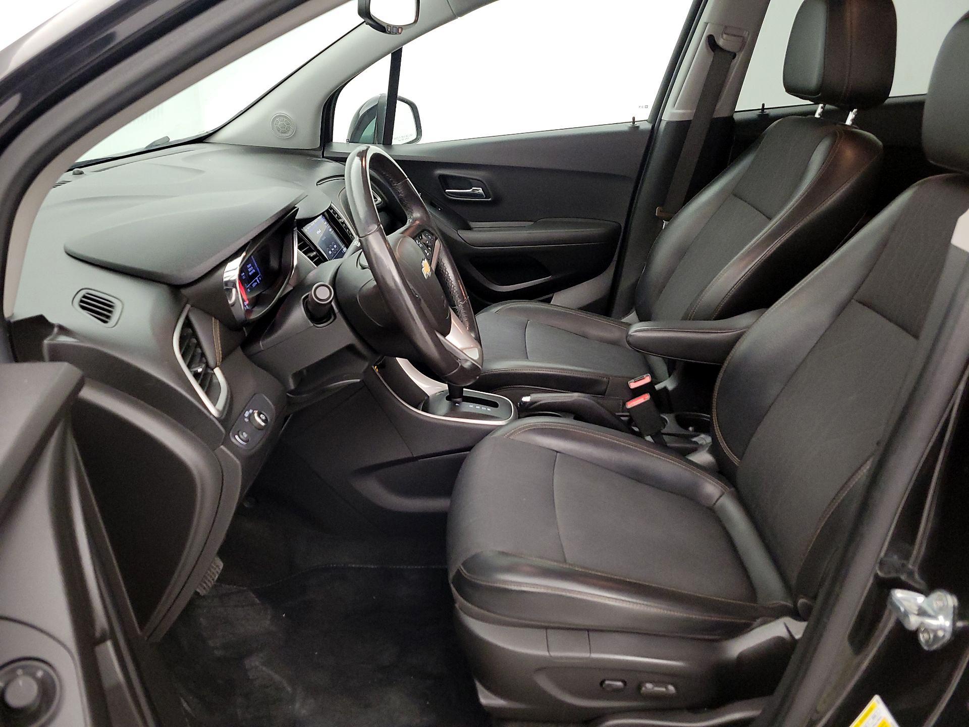 Thumbnail: 2020 Chevrolet Trax - 11