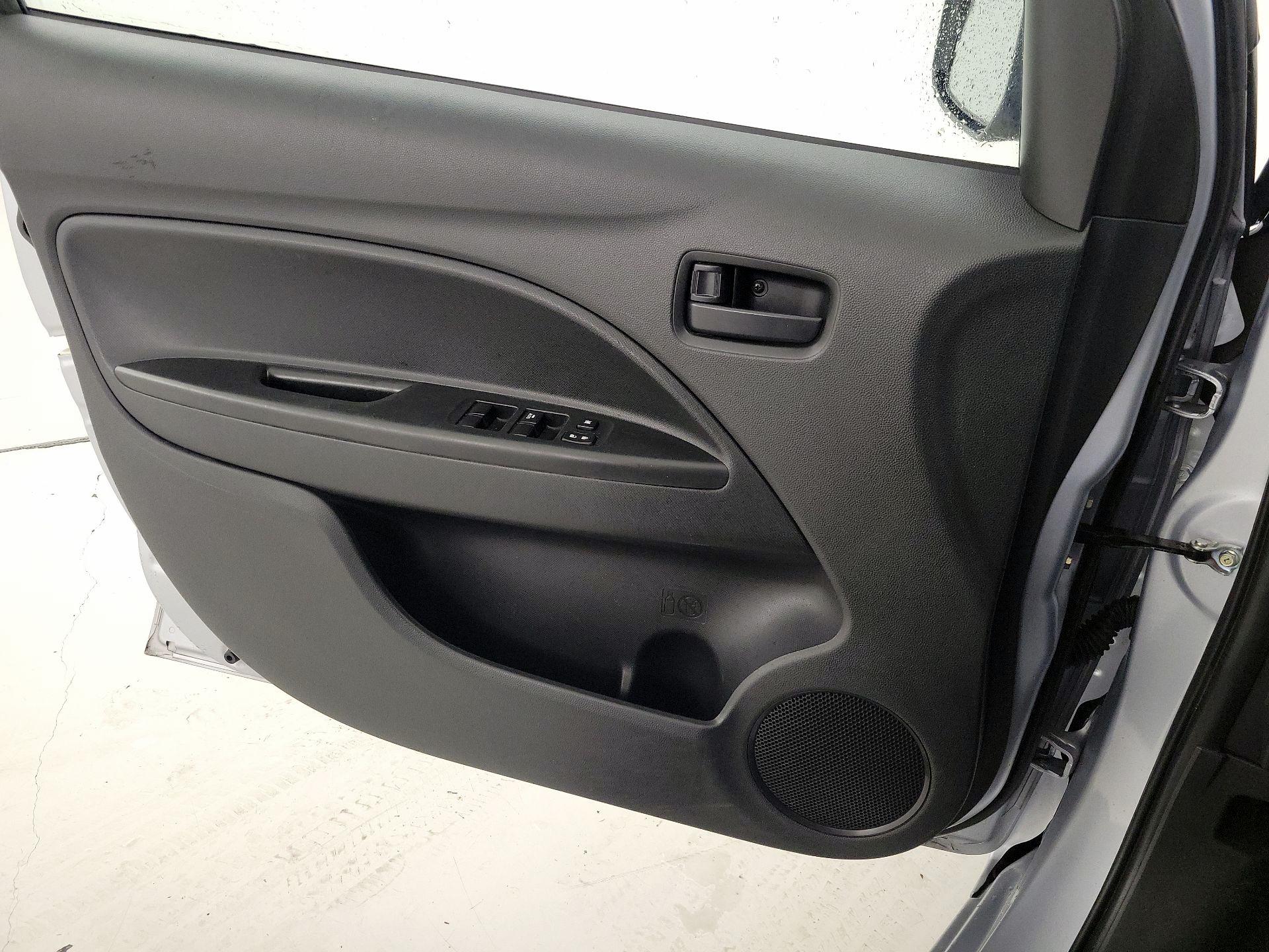 Thumbnail: 2022 Mitsubishi Mirage - 12