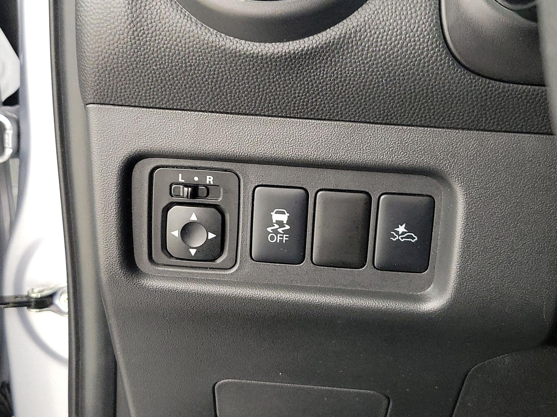 Thumbnail: 2022 Mitsubishi Mirage - 13