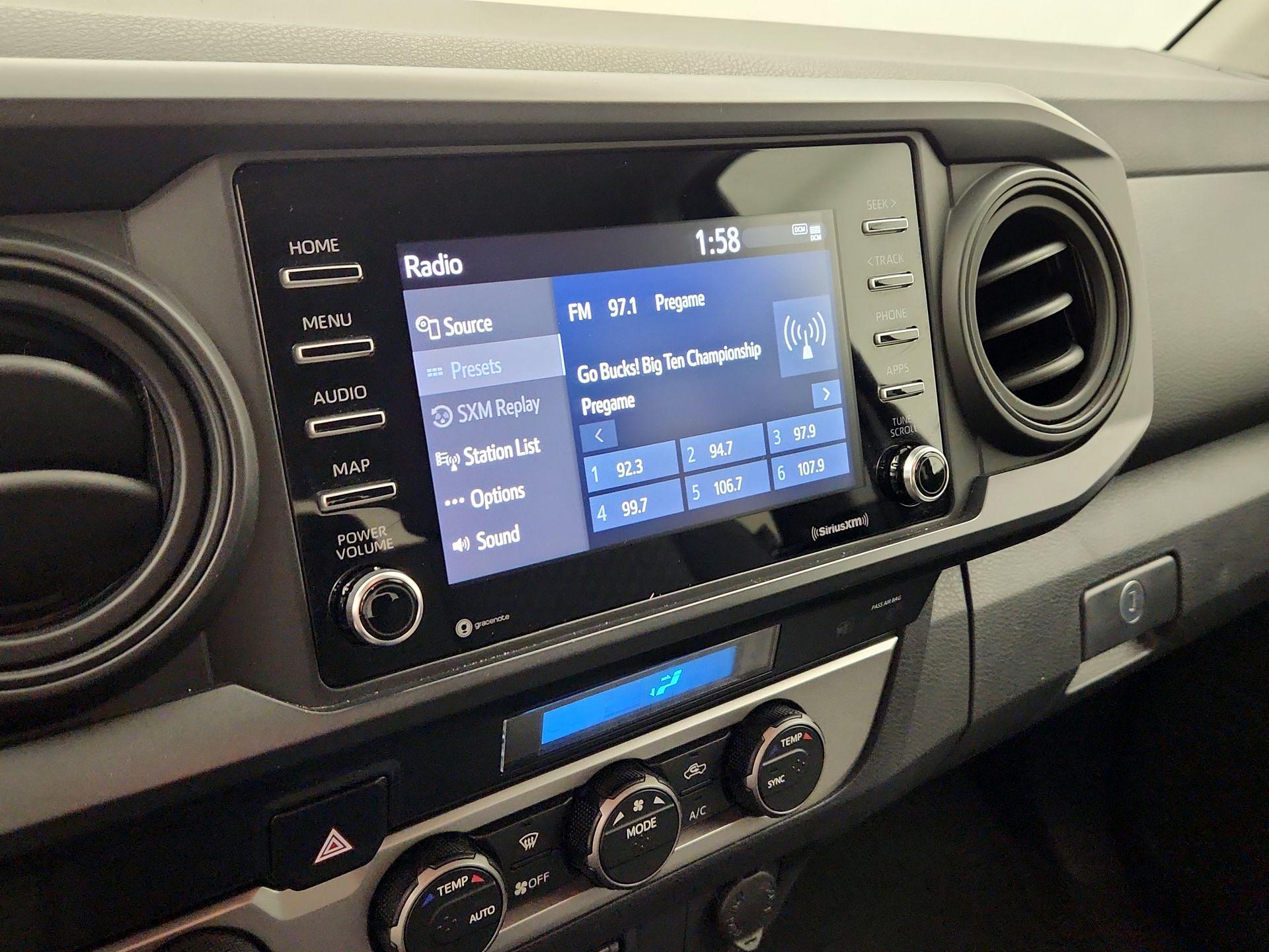 Thumbnail: 2022 Toyota Tacoma - 15