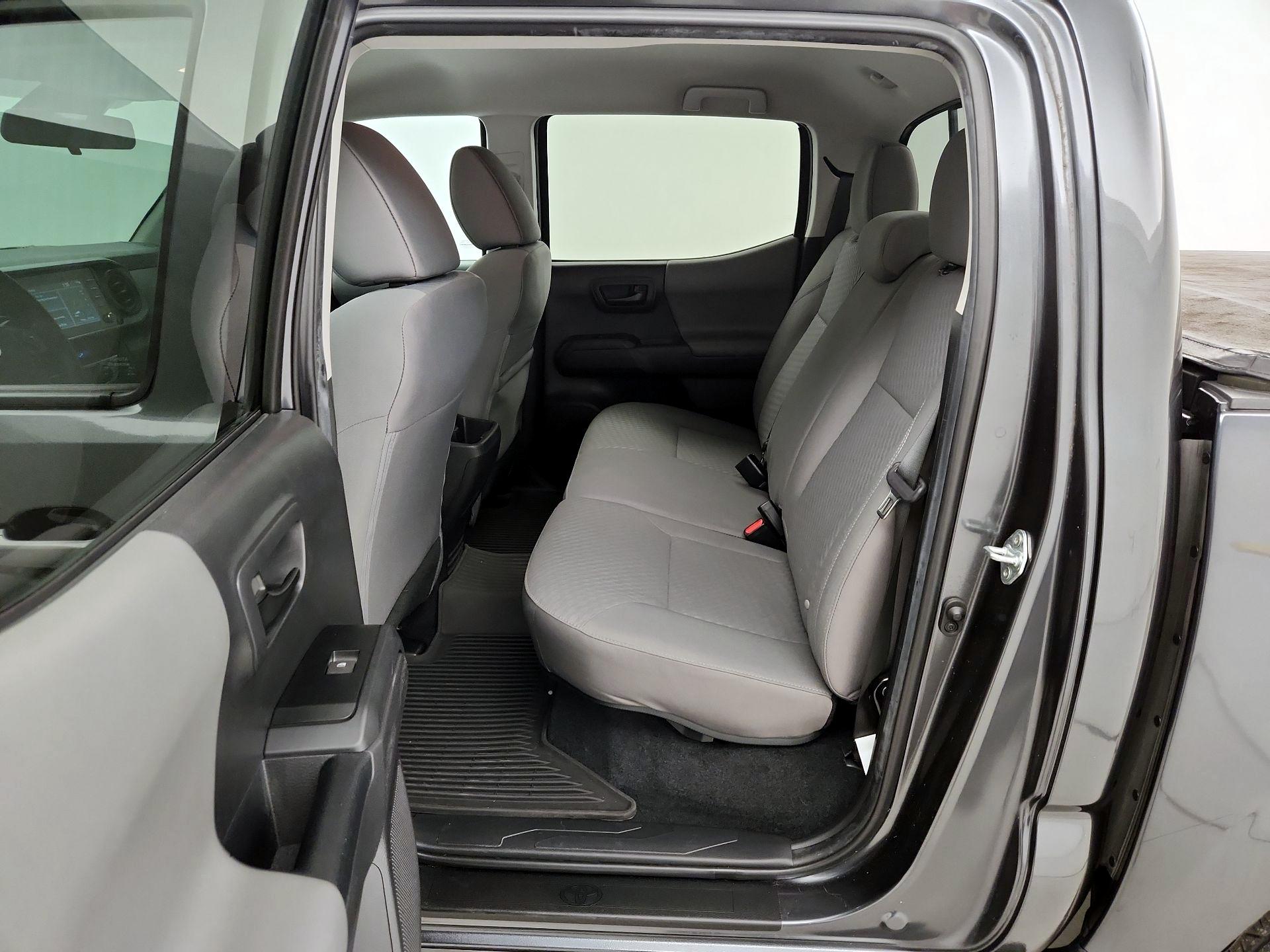 Thumbnail: 2022 Toyota Tacoma - 19