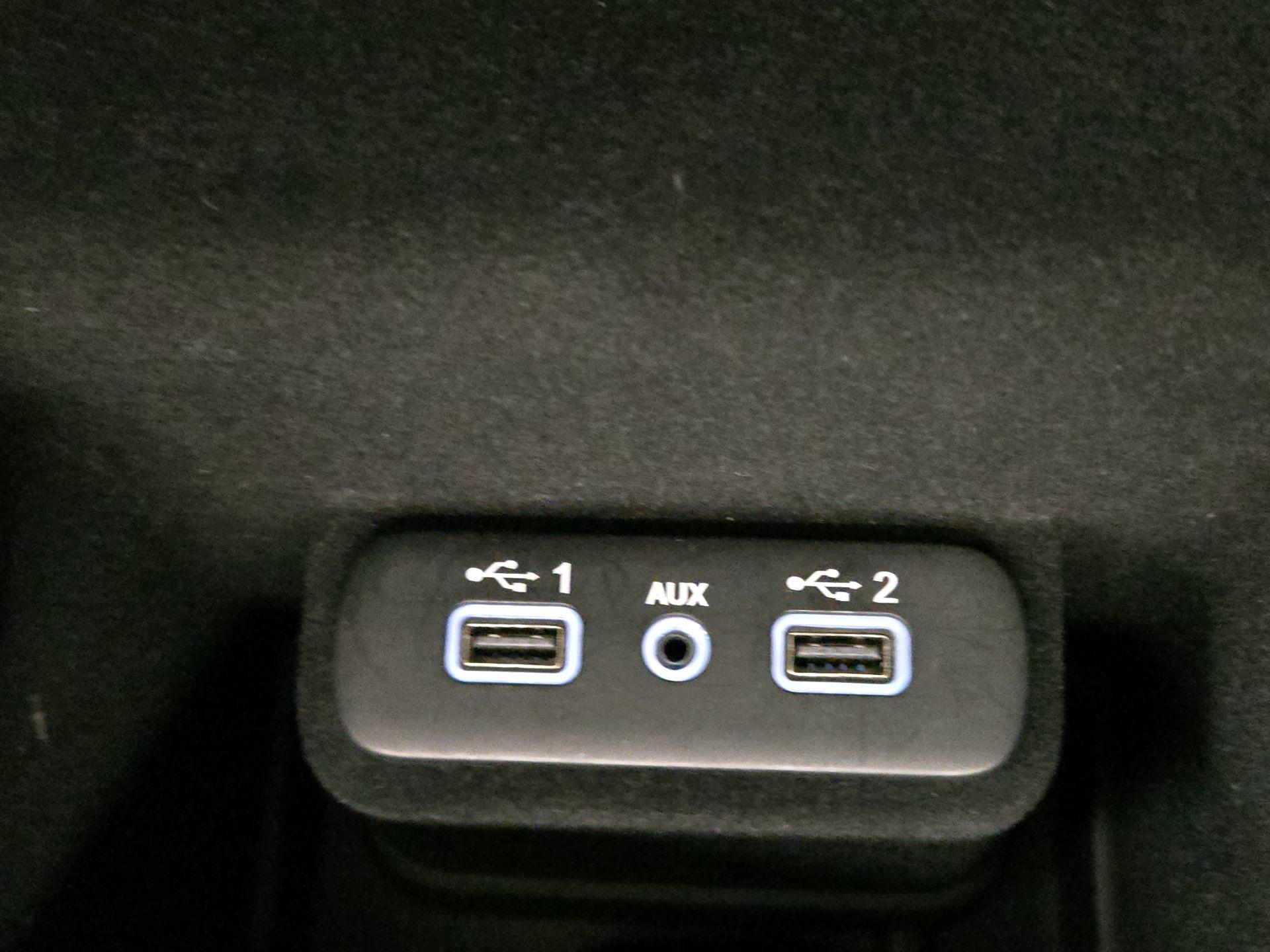 Thumbnail: 2022 Dodge Charger - 18