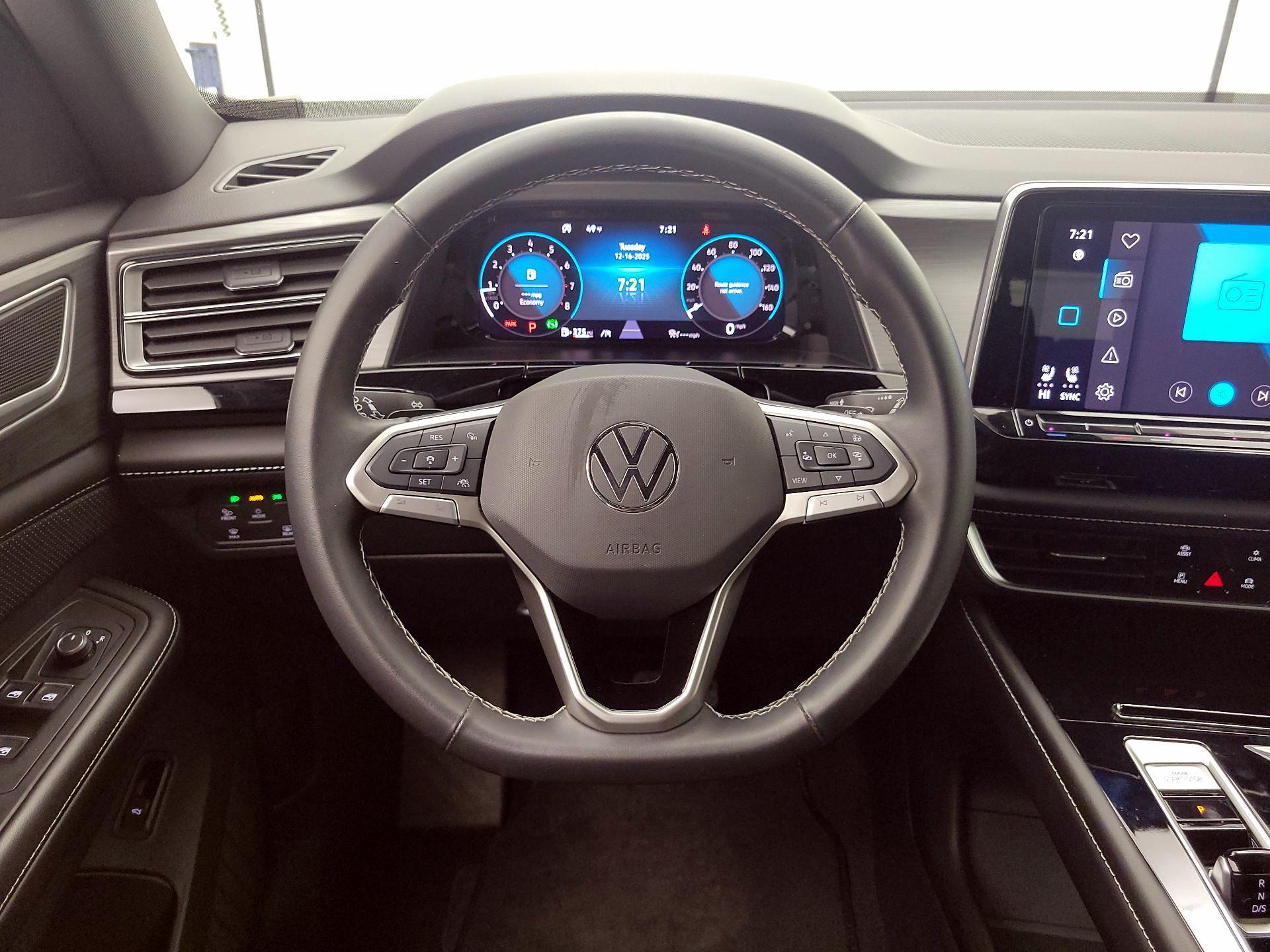 Thumbnail: 2024 Volkswagen Atlas - 10