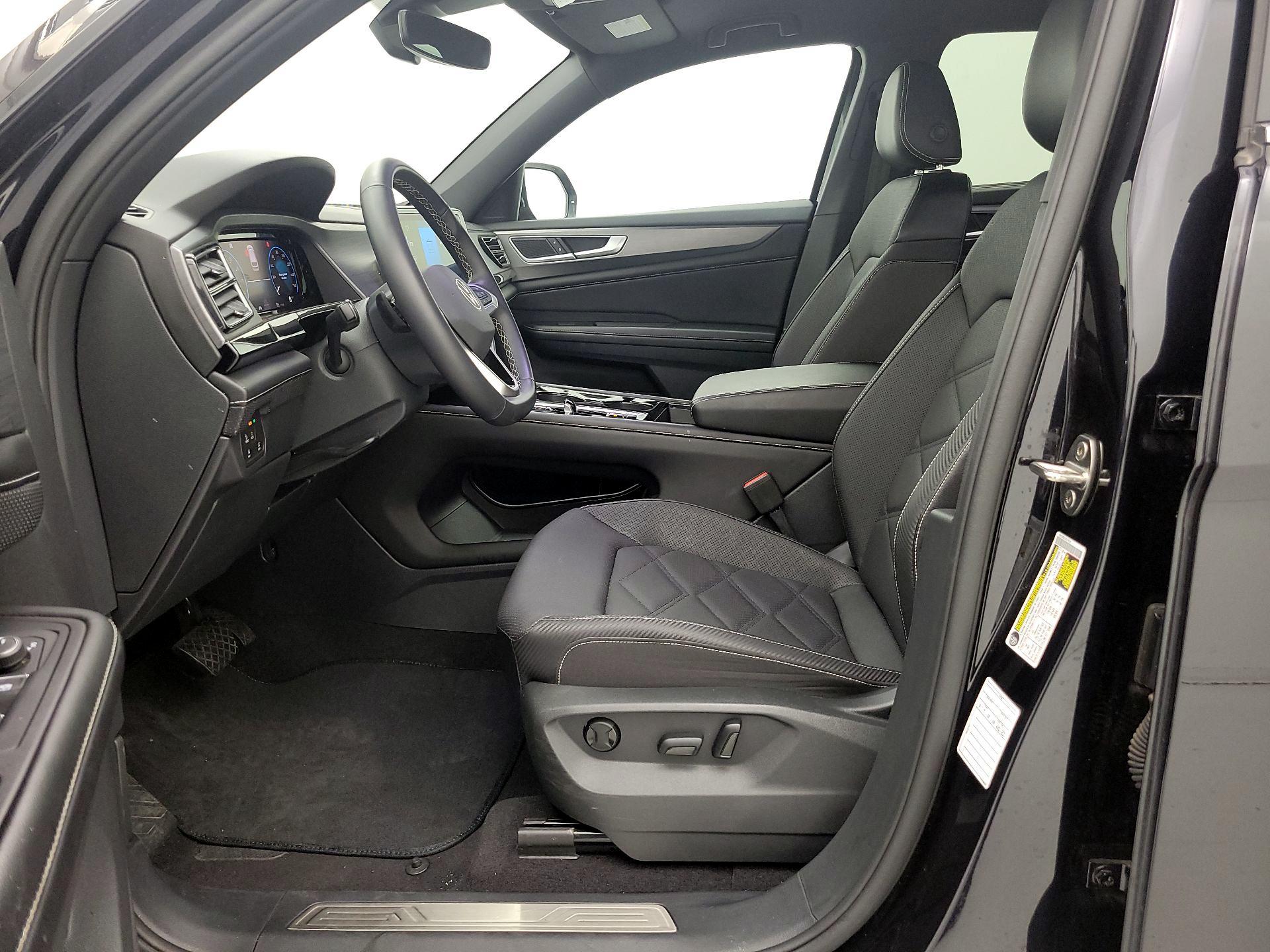 Thumbnail: 2024 Volkswagen Atlas - 11