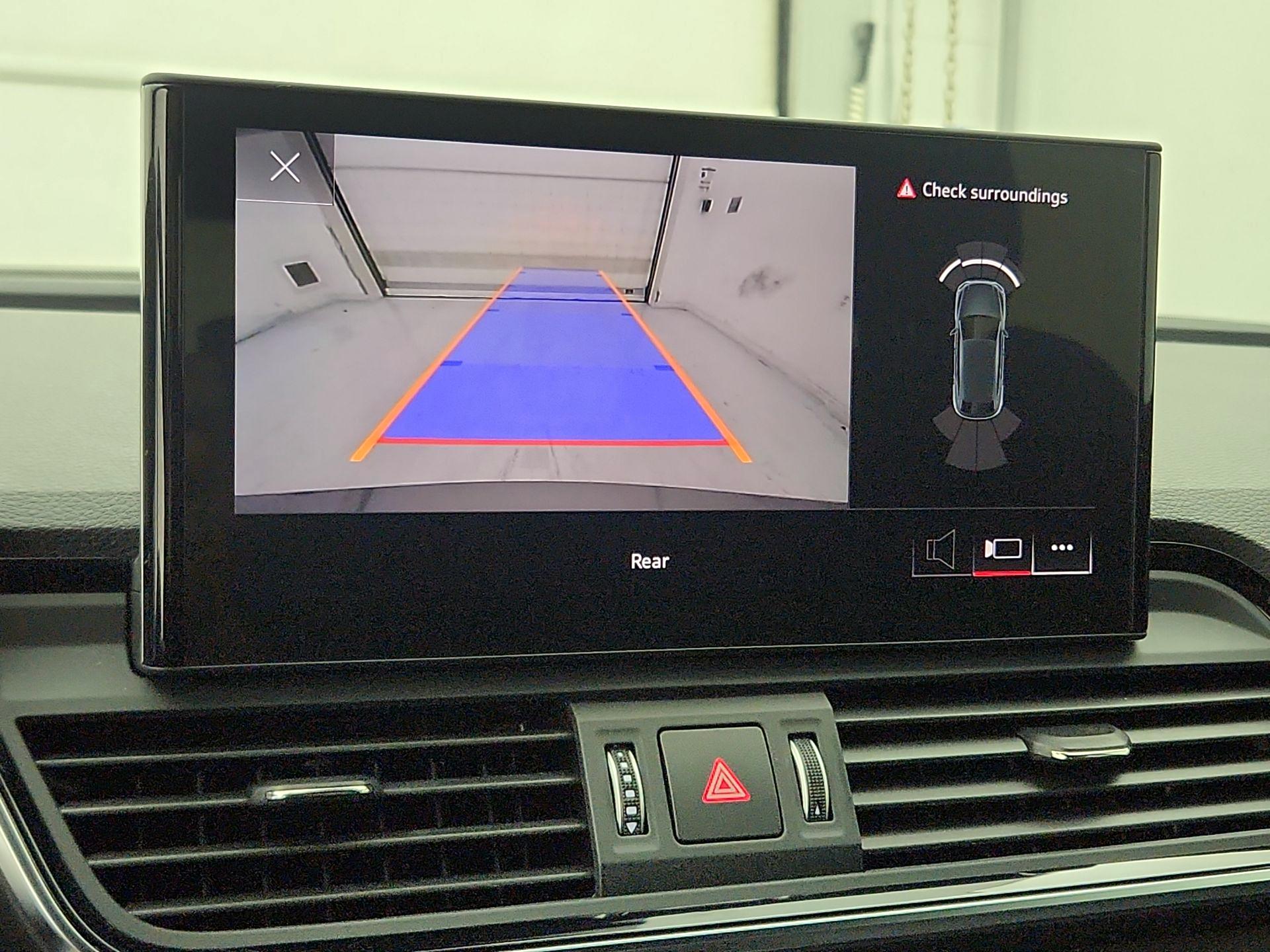 Thumbnail: 2023 Audi Q5 - 14