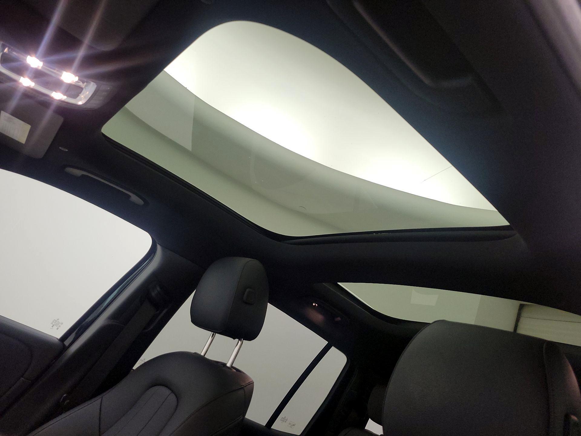 Thumbnail: 2024 Mercedes-Benz EQB - 19