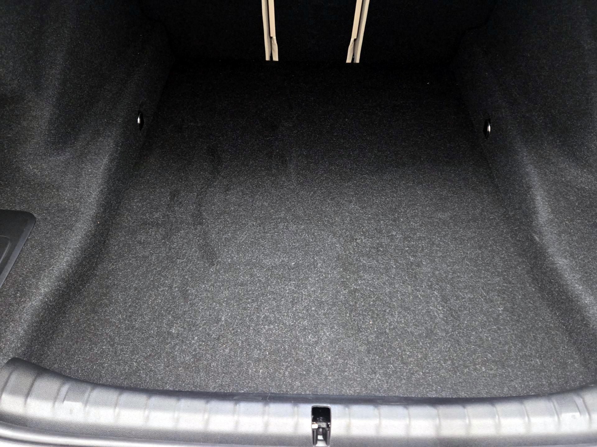 Thumbnail: 2022 BMW 5 Series - 19