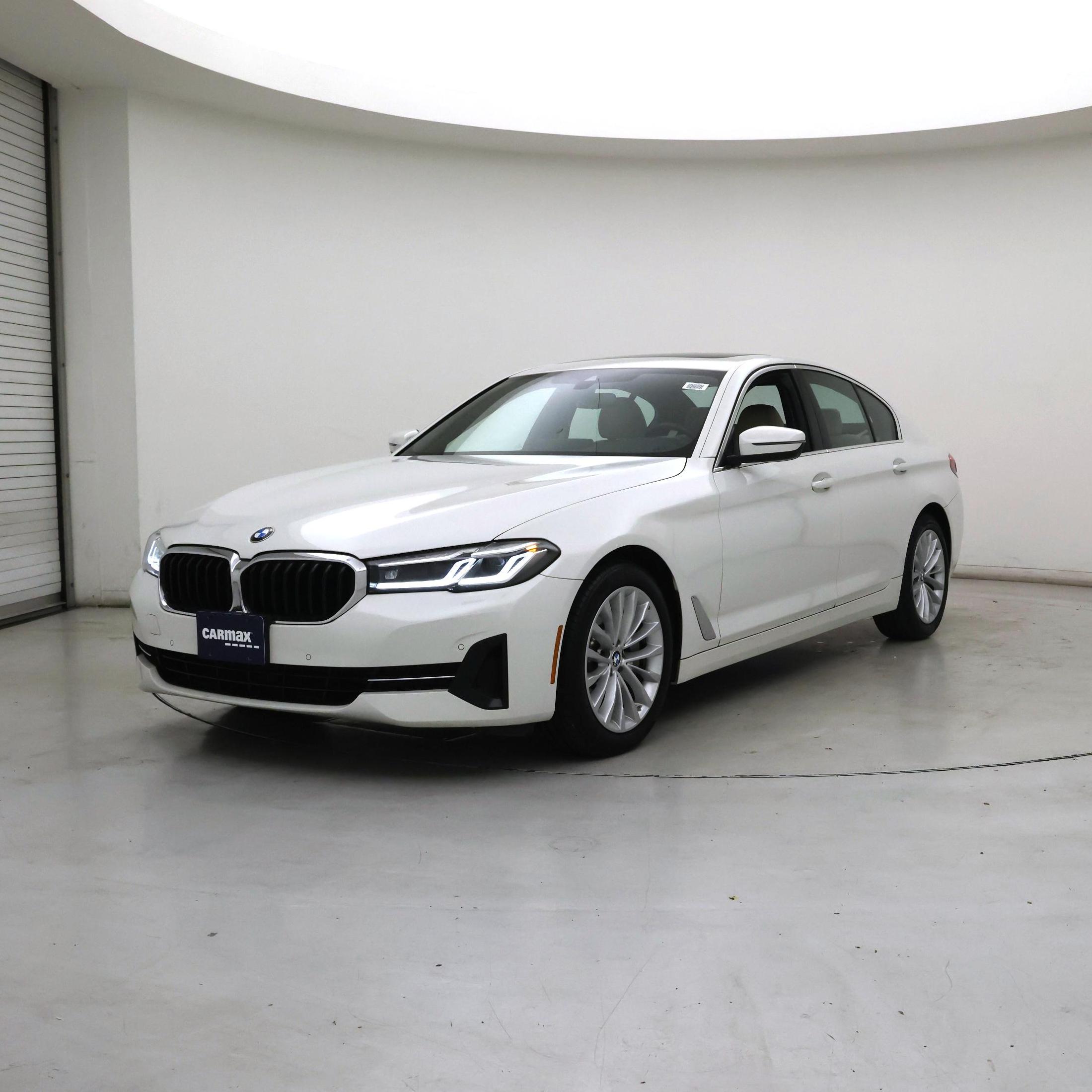 Thumbnail: 2022 BMW 5 Series - 4